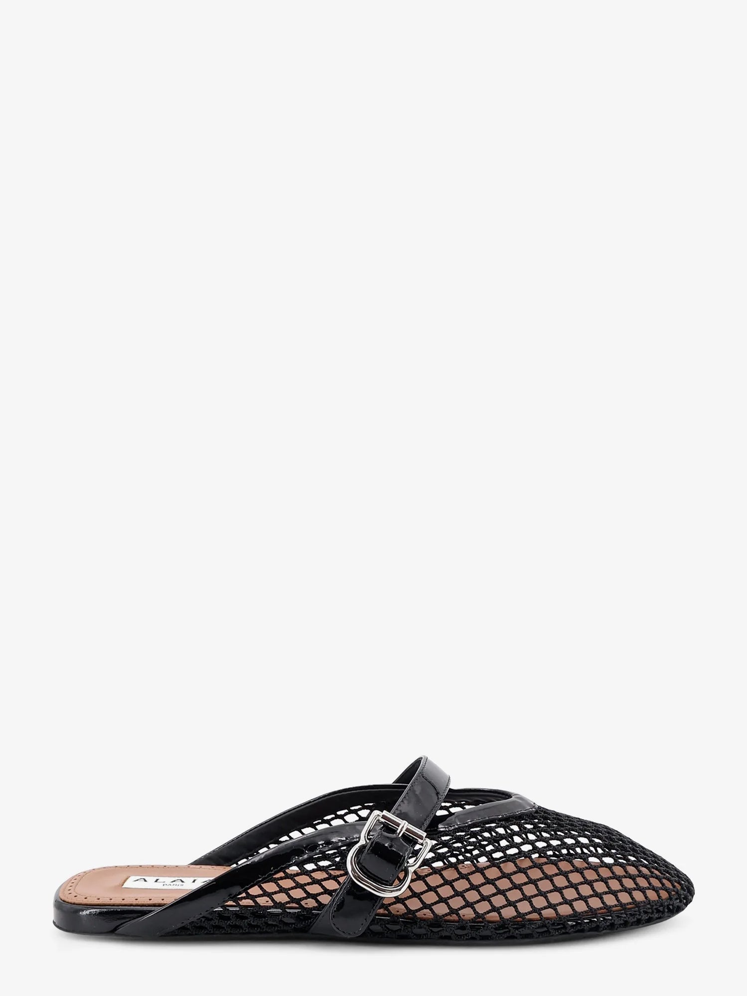 Flat mesh sandals