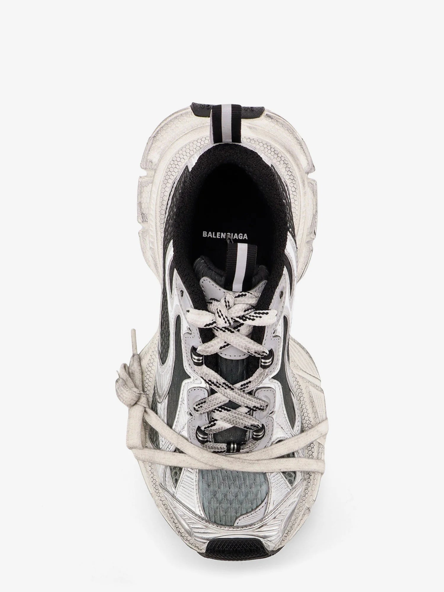 3XL low-top mesh sneakers