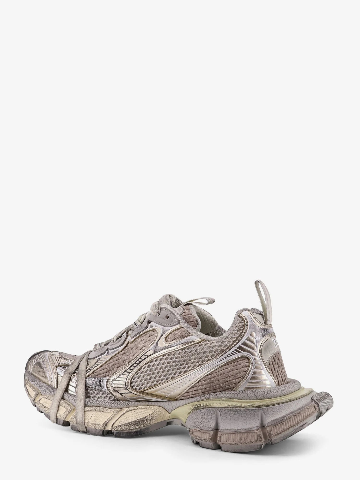 3XL low-top mesh sneakers