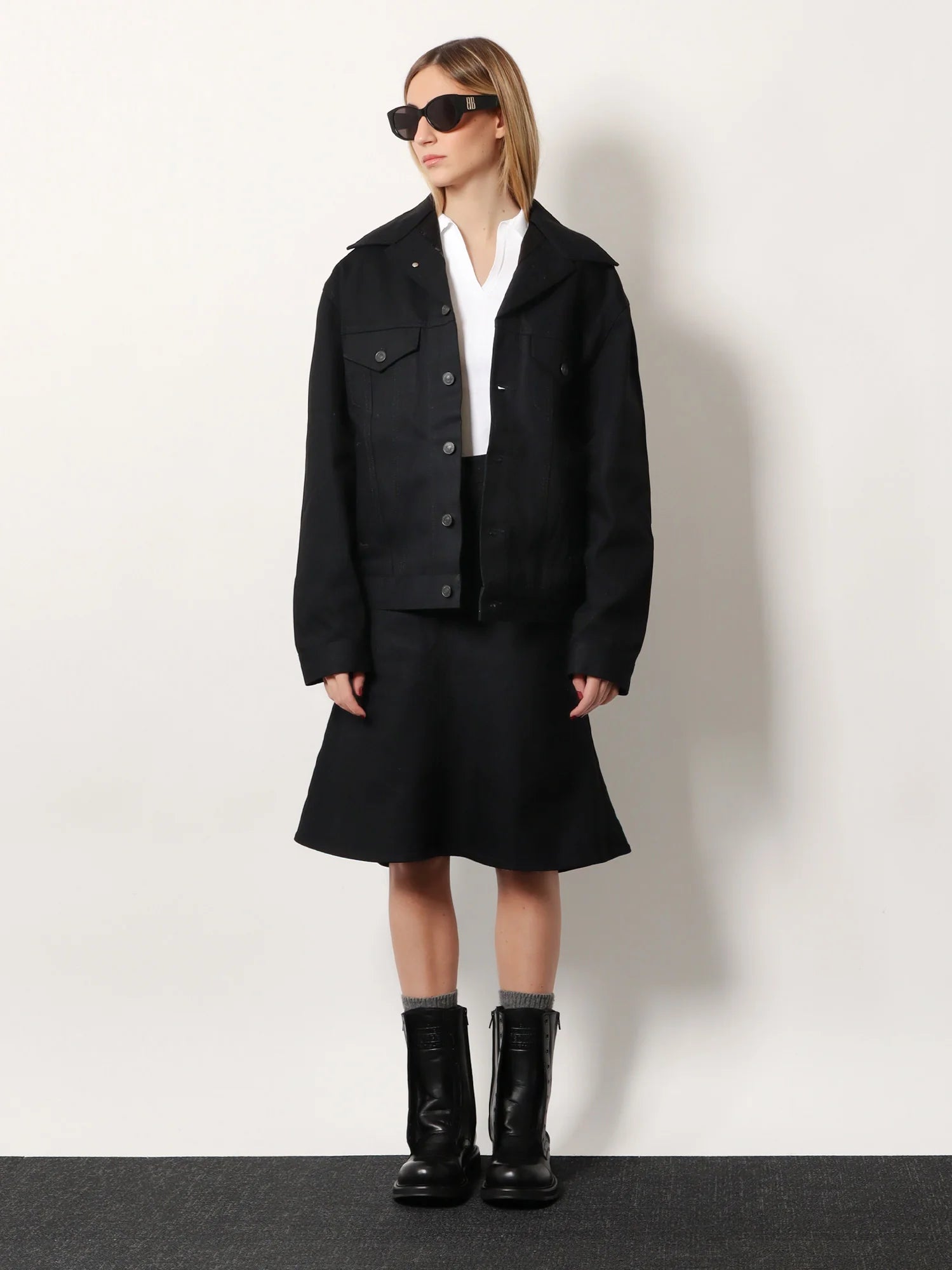 Standing denim jacket