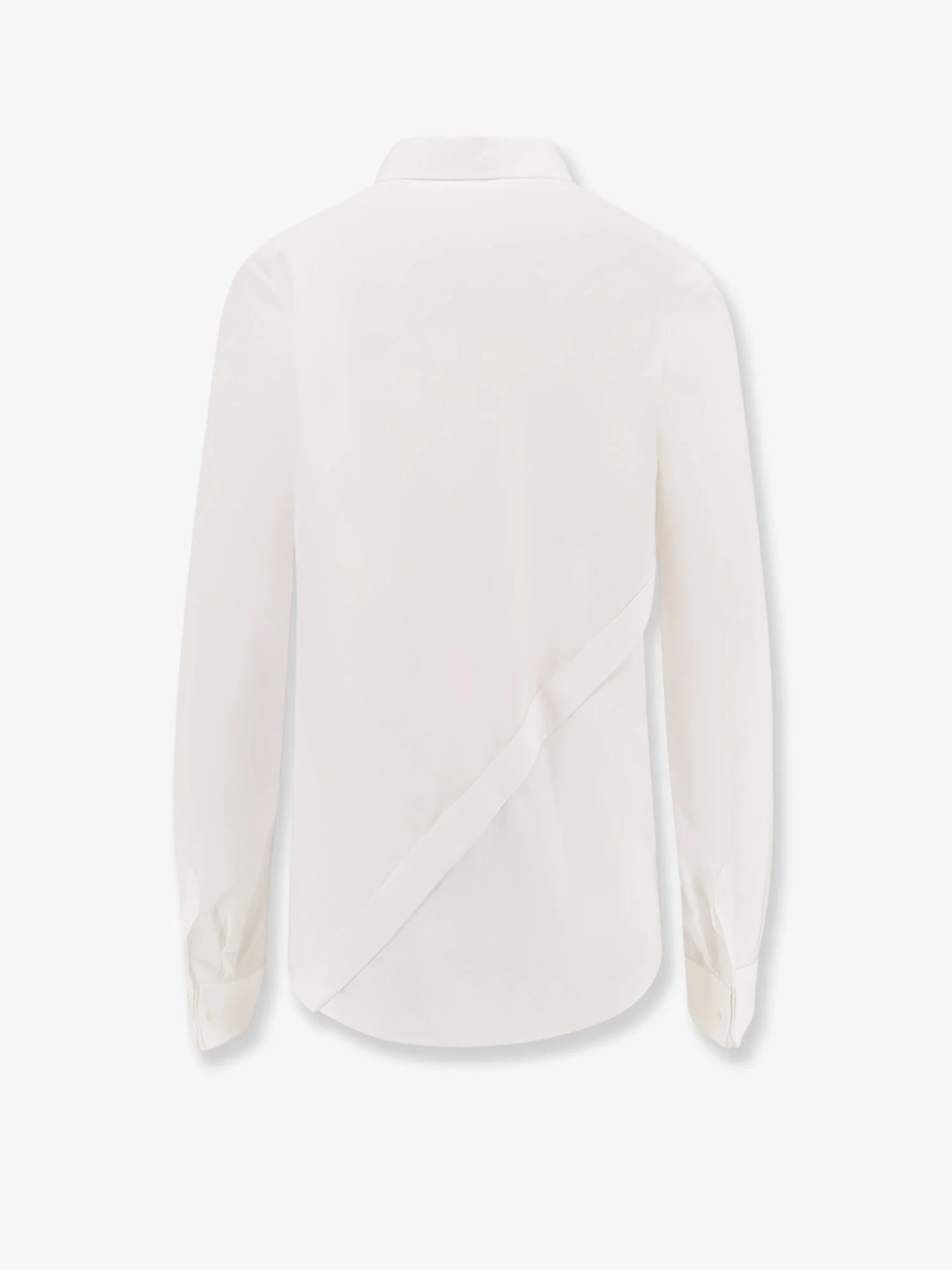 Shirt with oblique closure