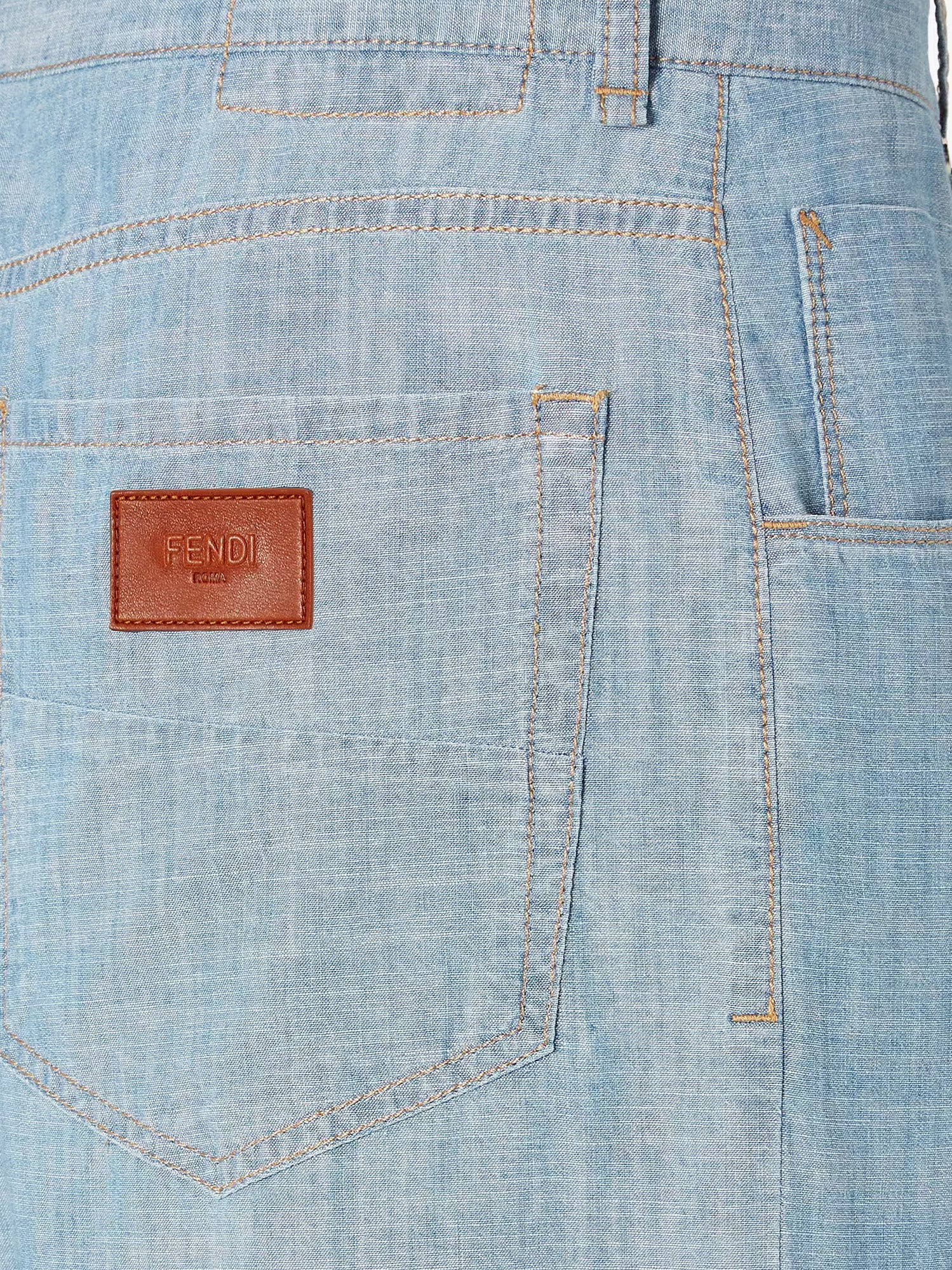 High waist jeans