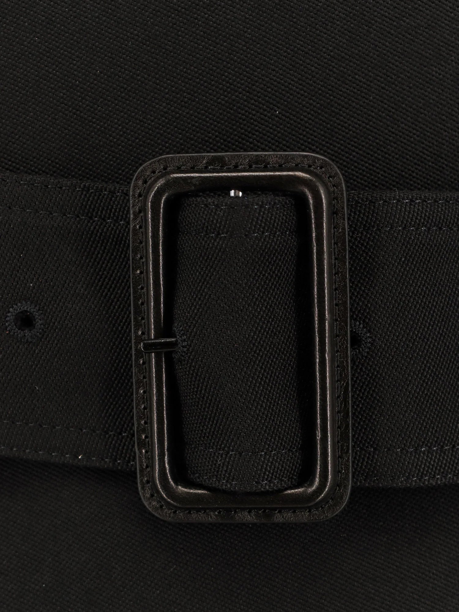 Certified wool coat with belt