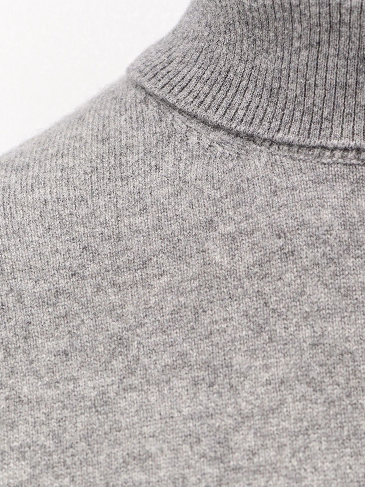 Cashmere turtleneck sweater