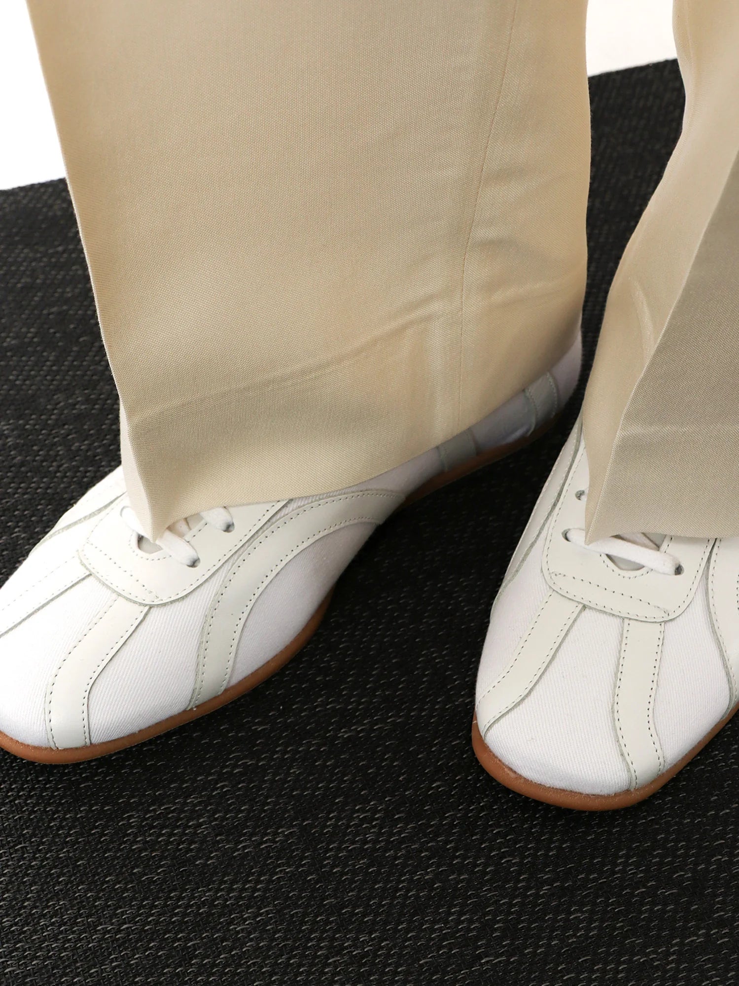 Canvas low-top sneakers with leather profiles
