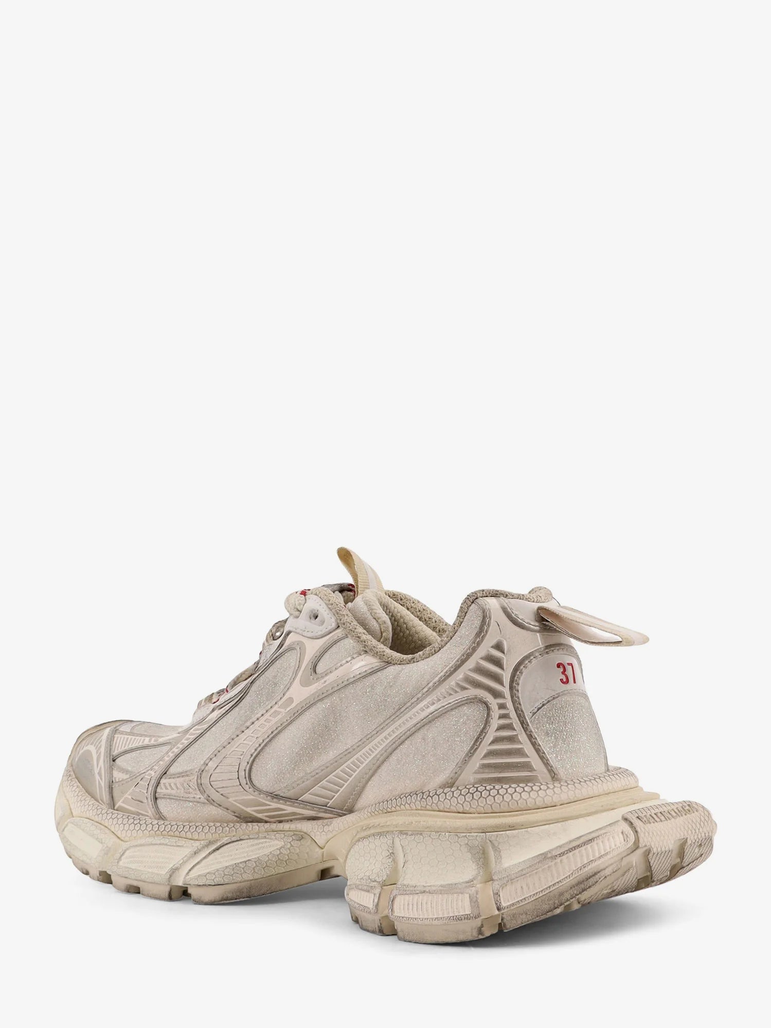 3XL mesh sneakers