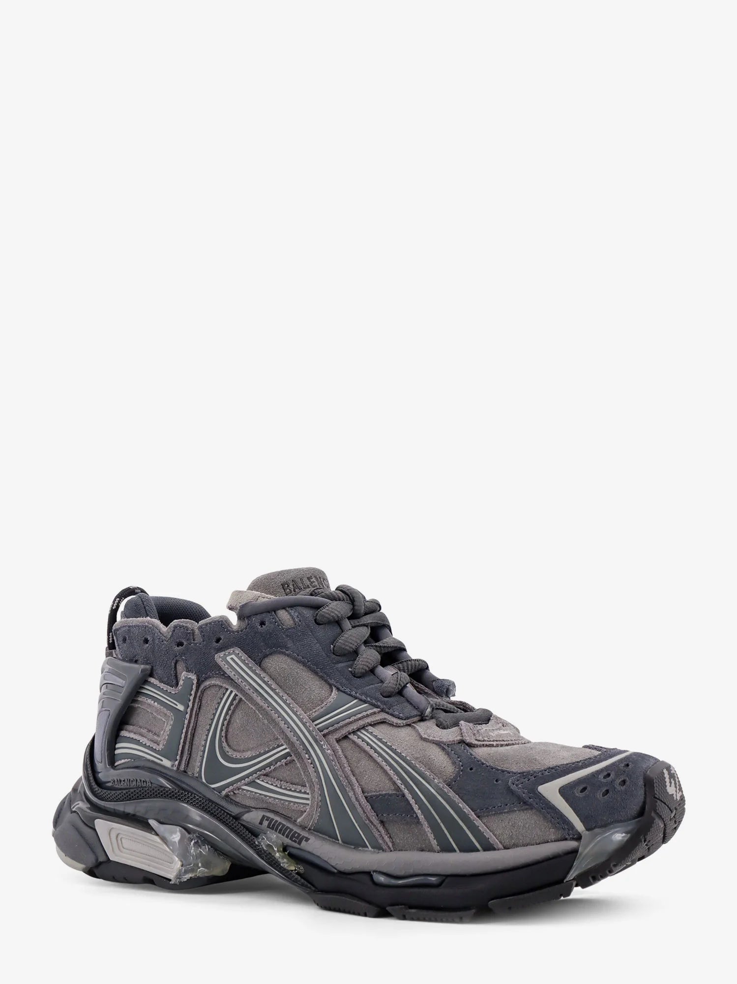 Runner sneakers in mesh with contrasting inserts