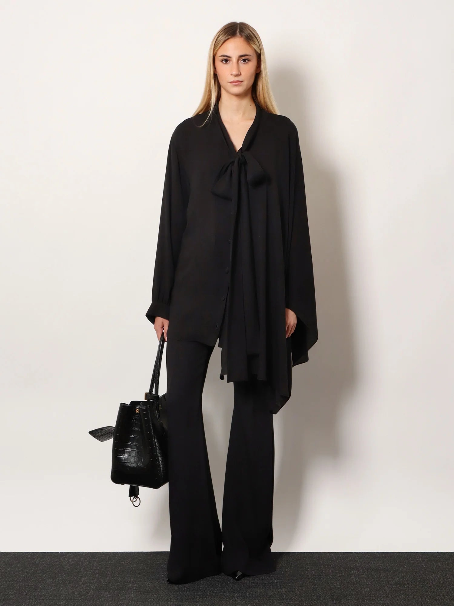 Viscose trousers with flared bottom