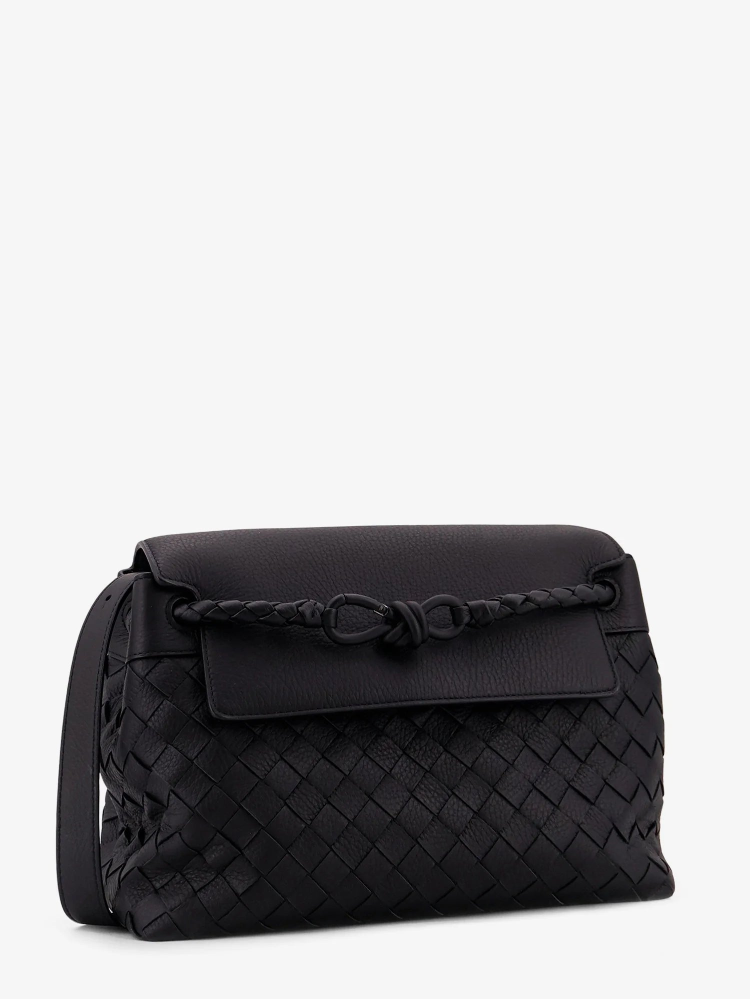 Andiamo leather shoulder bag with Intrecciato pattern
