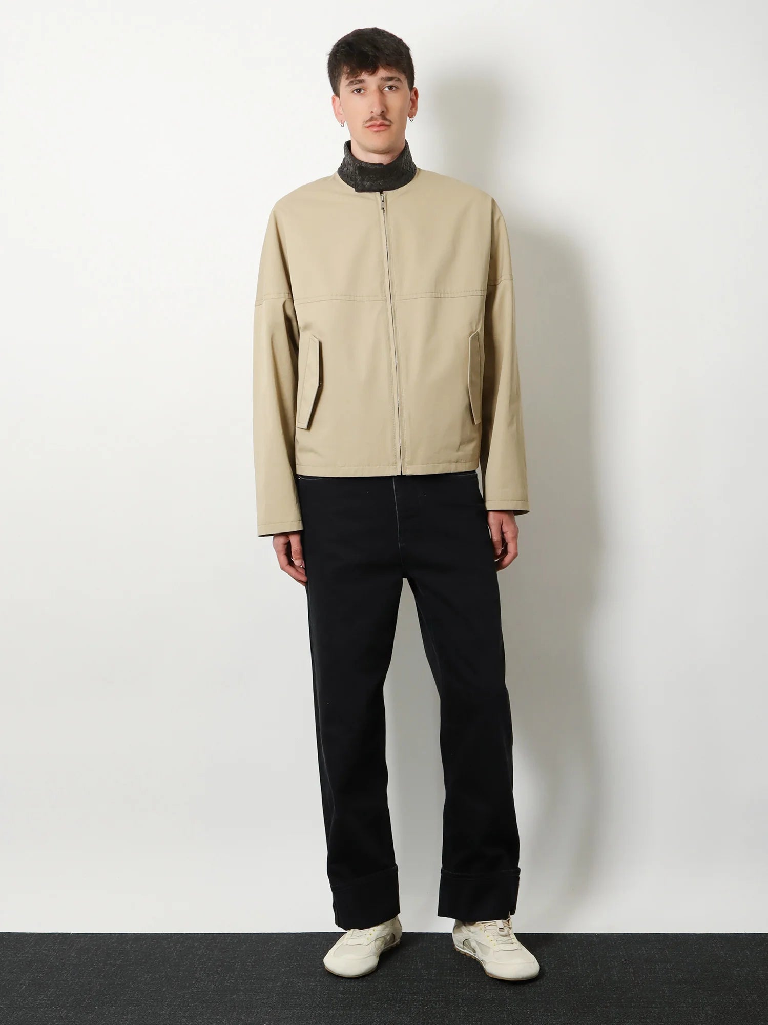 Cotton jacket with Intrecciato detail
