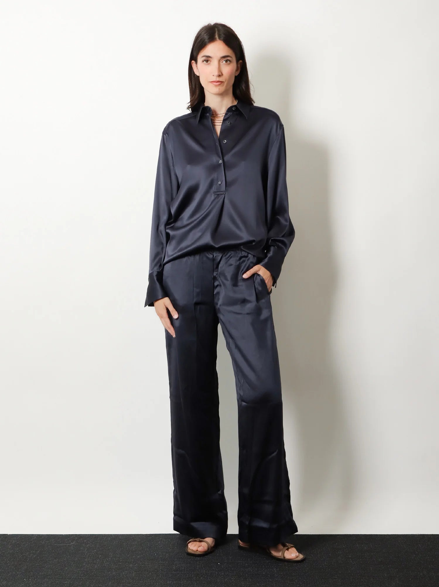 Silk shirt with Monili detail