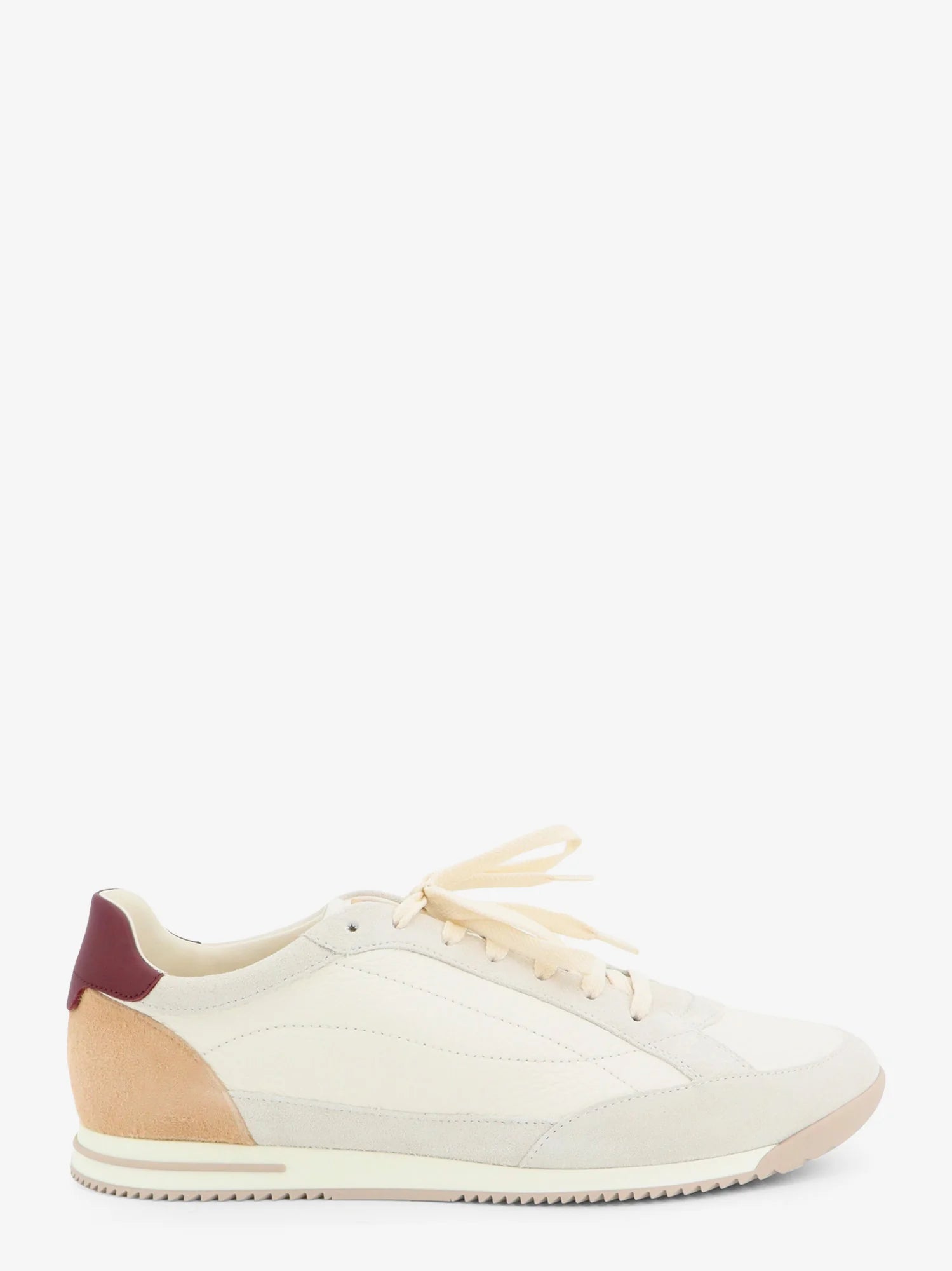 Leather sneakers with suede inserts