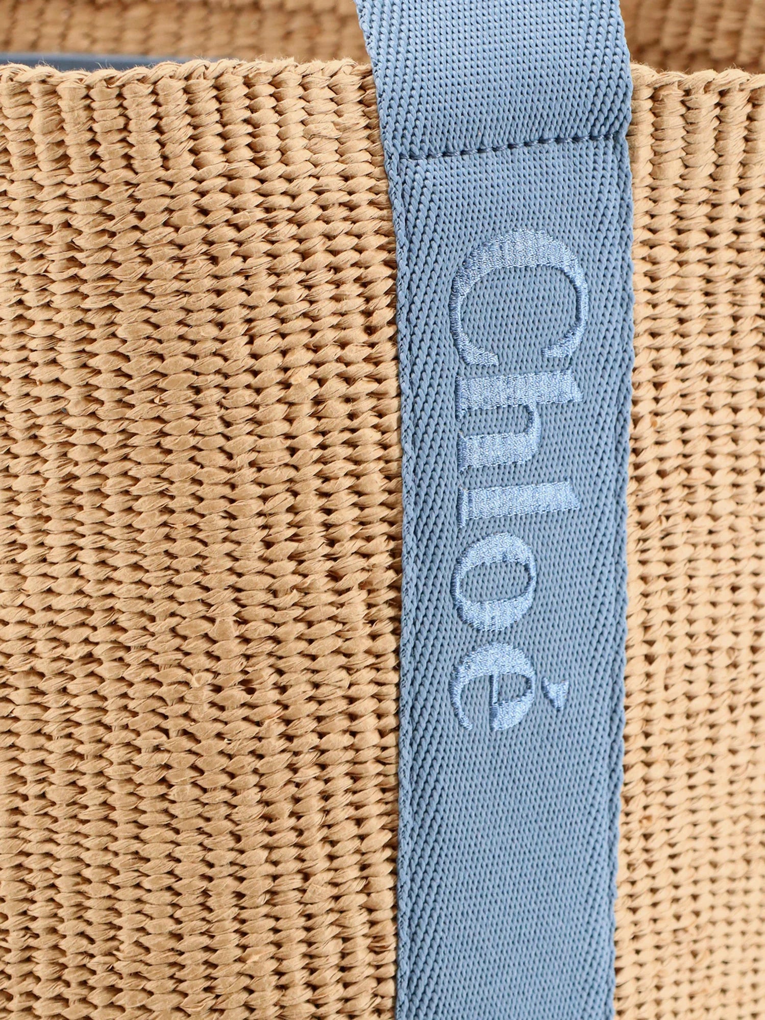 Woody Raffia Shoulder Bag