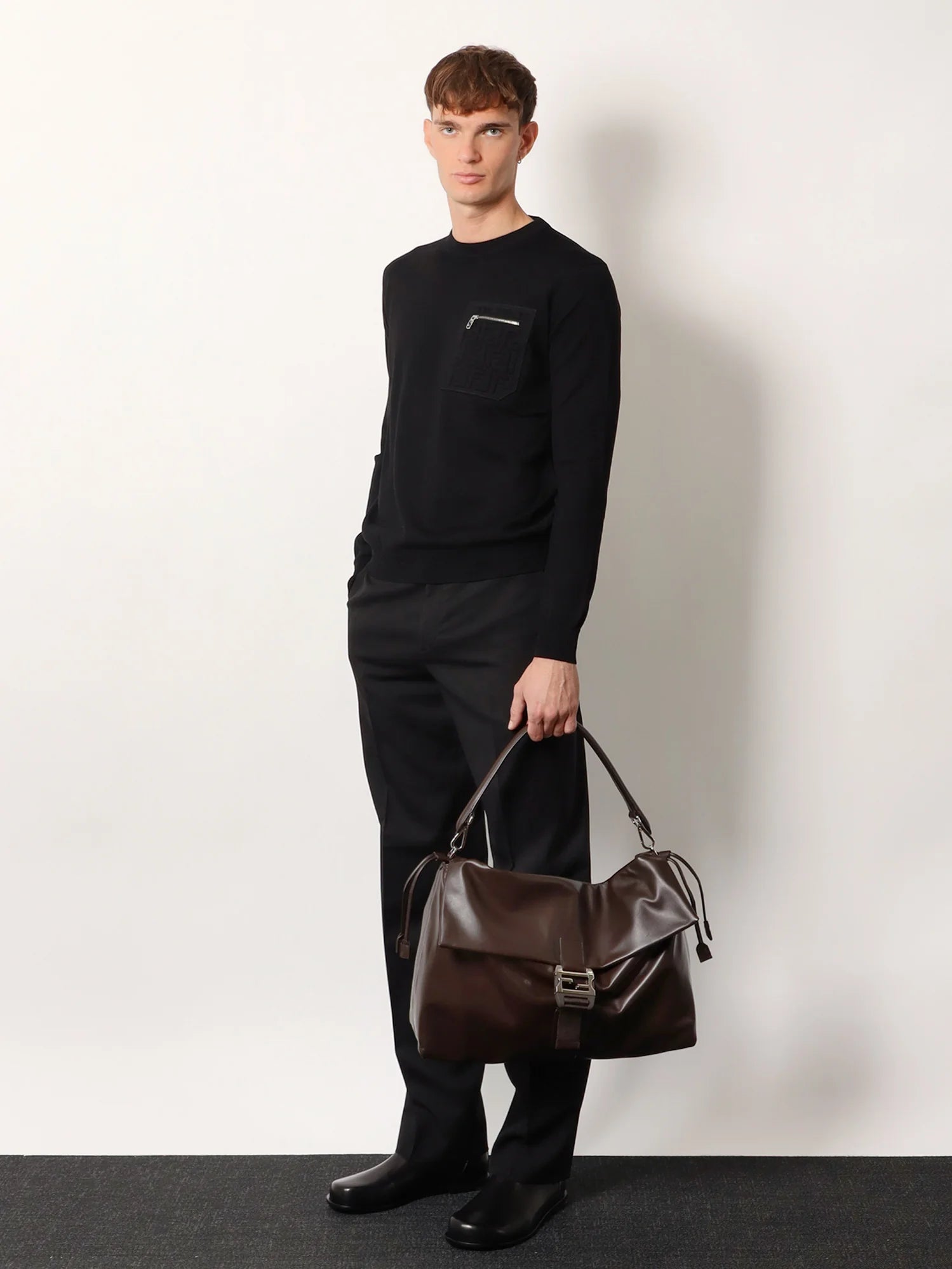 Fendi Flux Maxi Messenger leather shoulder bag