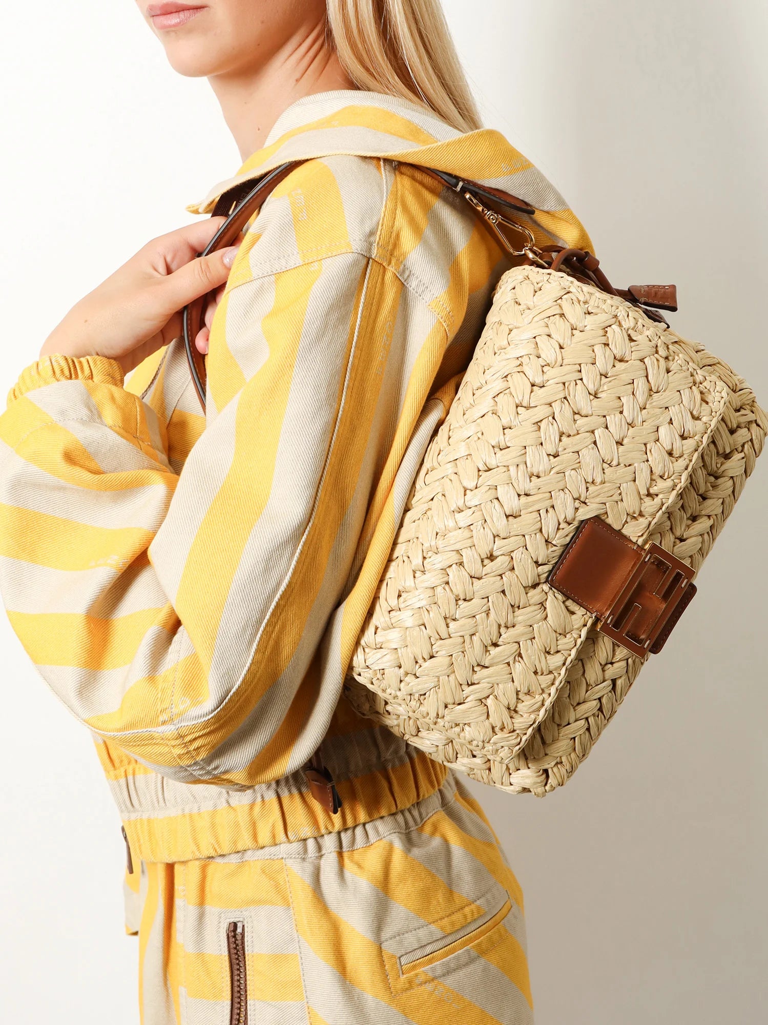 Mamma Baguette Light Denim crossbody bag