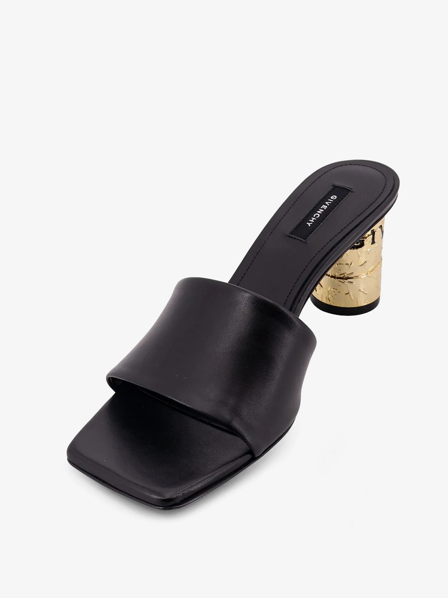Leather sandals