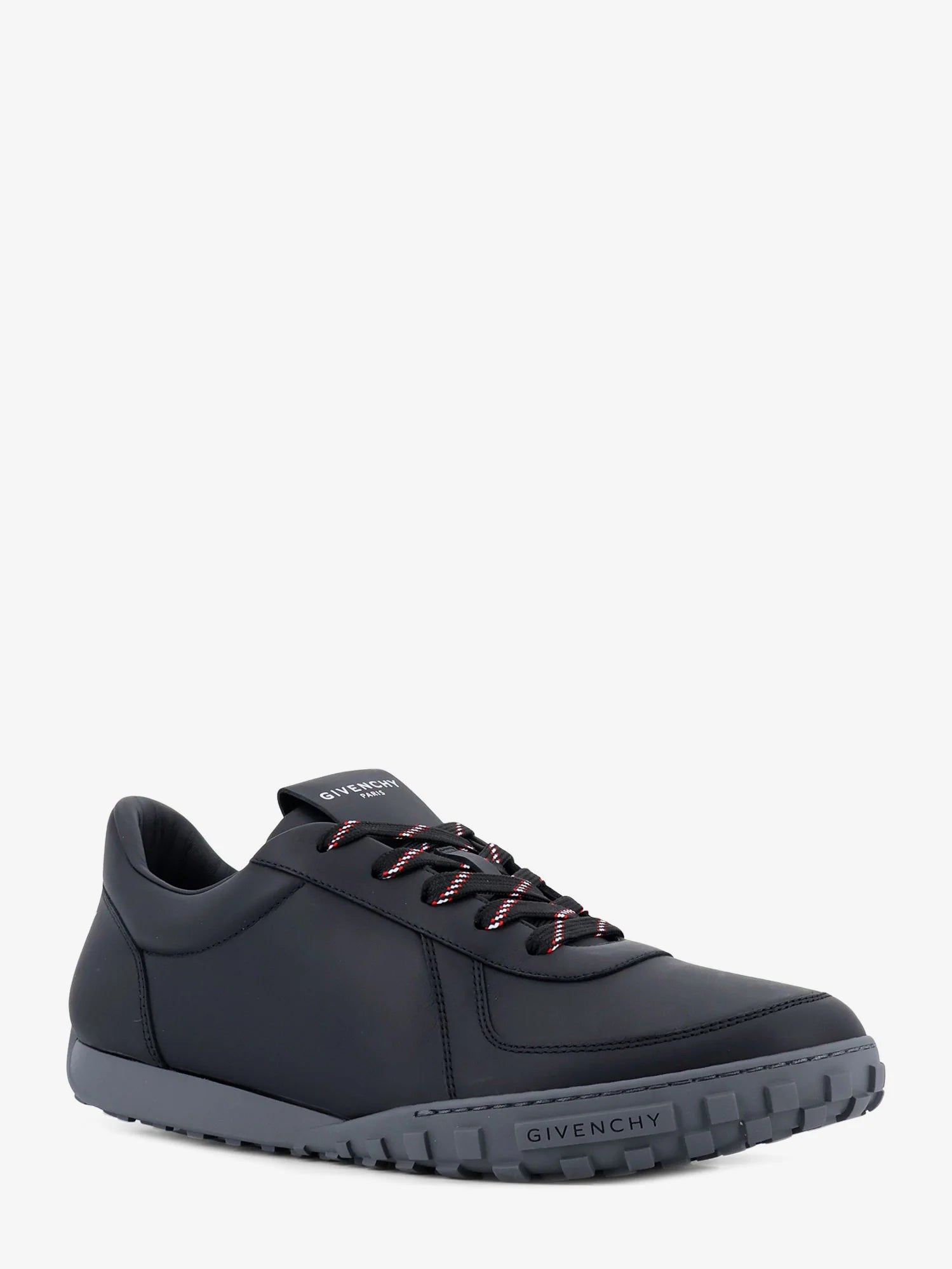 Leather sneakers