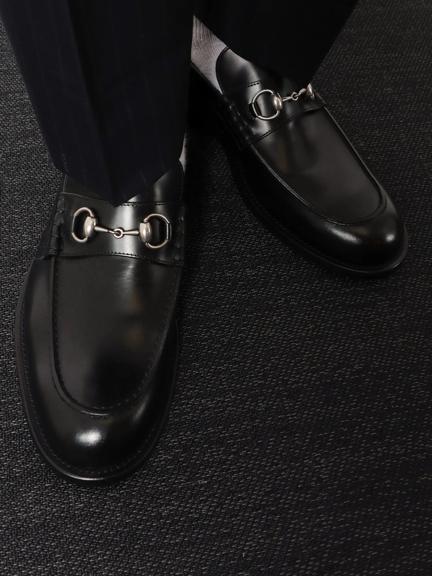 Leather loafer with Horsebit detail