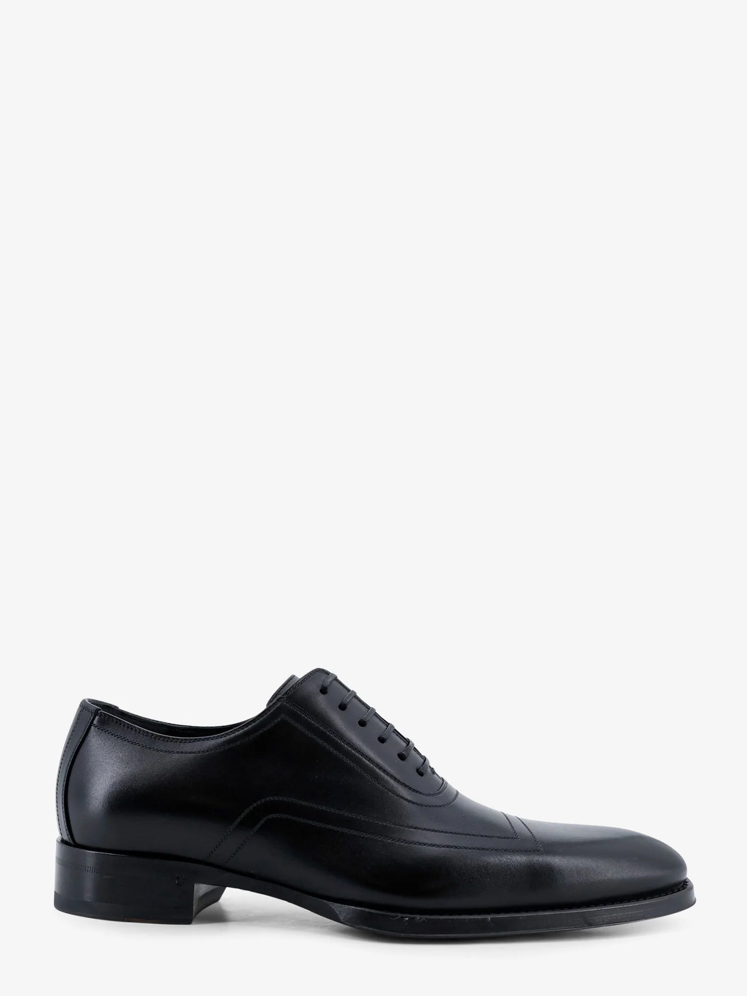 Leather lace-up