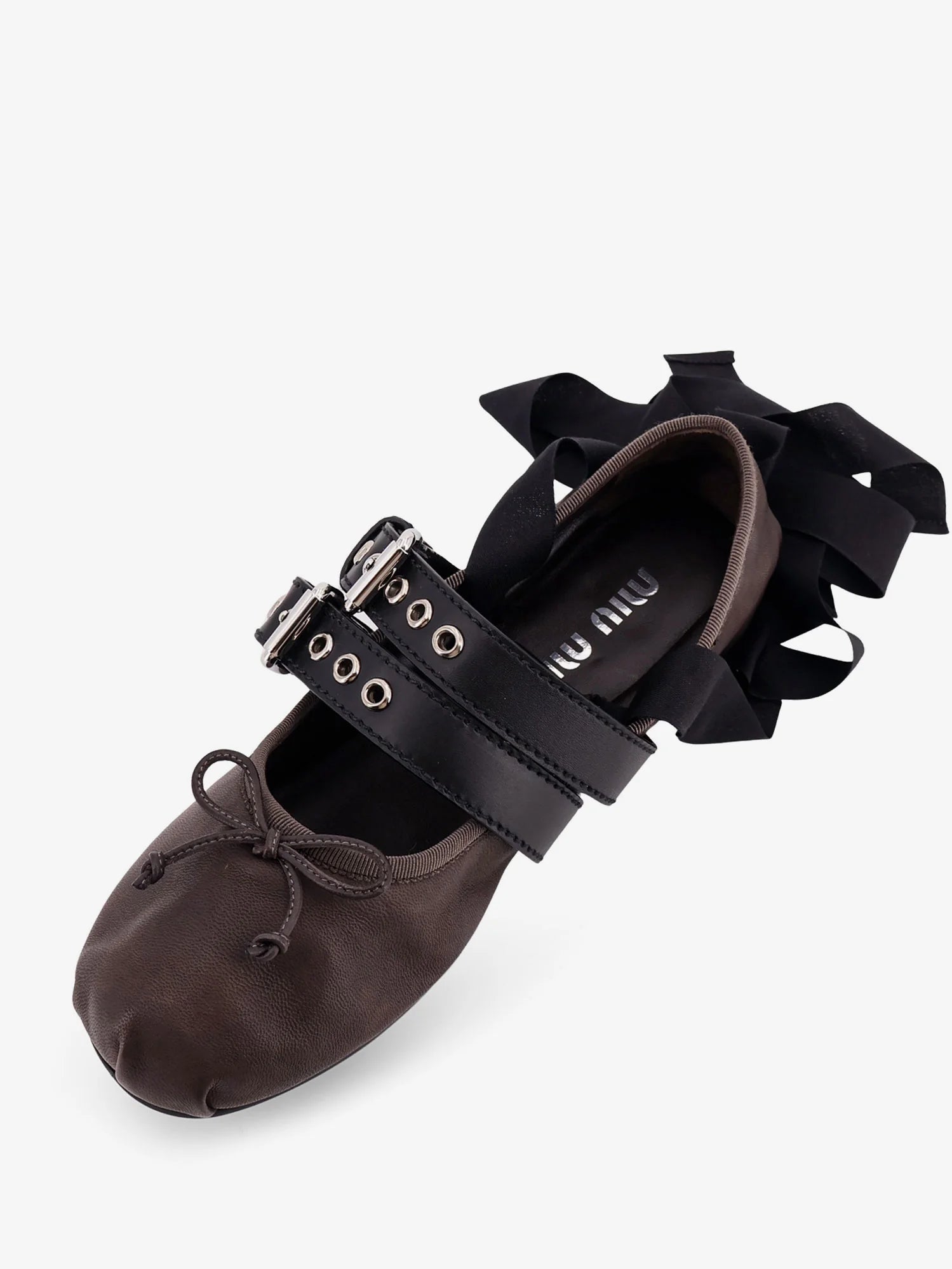 Leather ballerinas