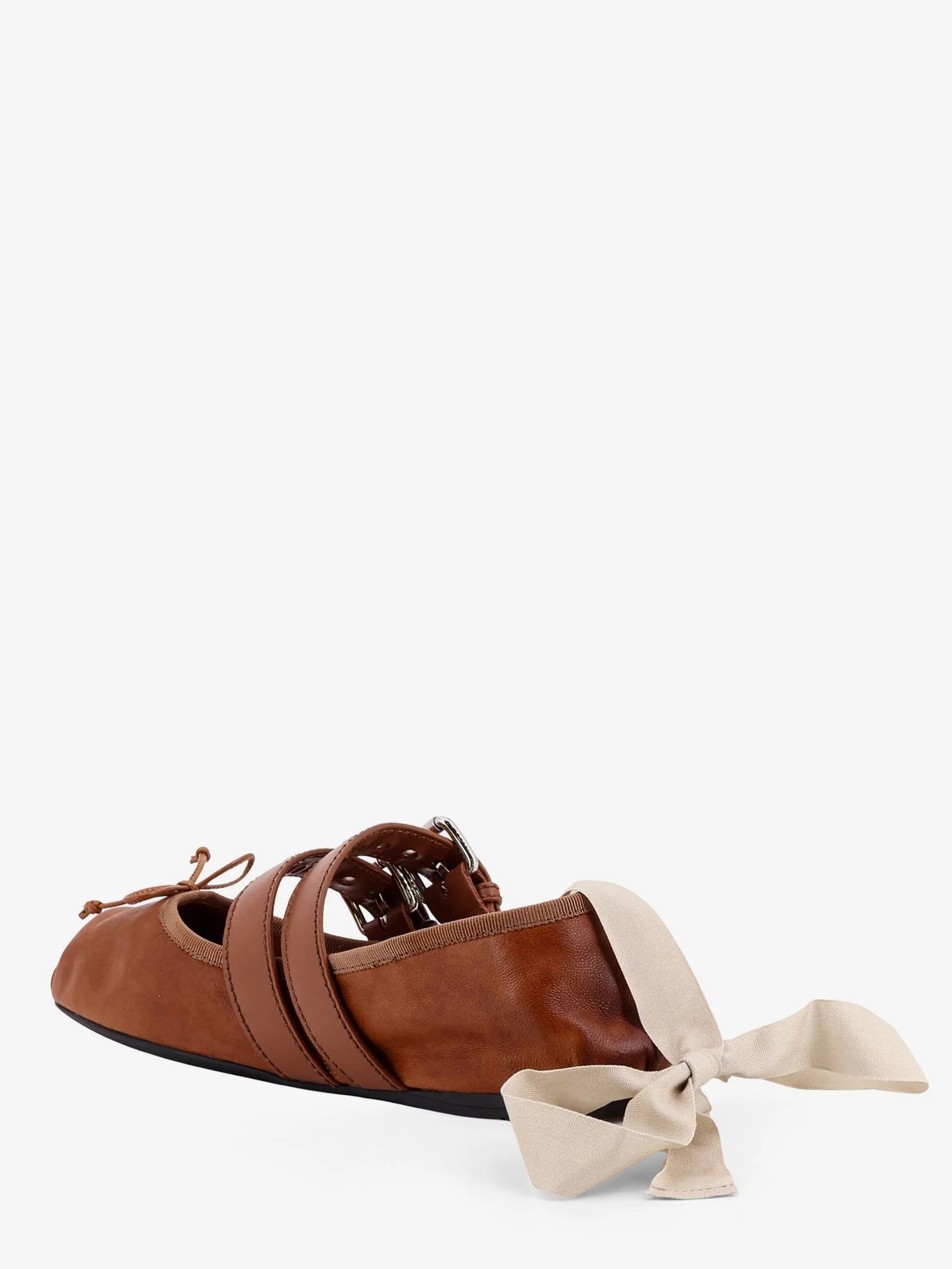 Leather ballerinas