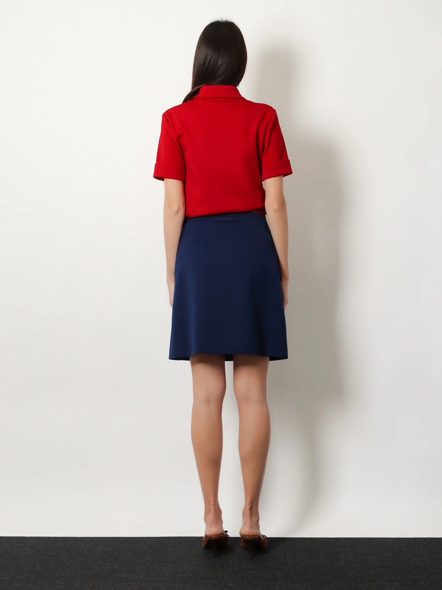 Skirt with pleats
