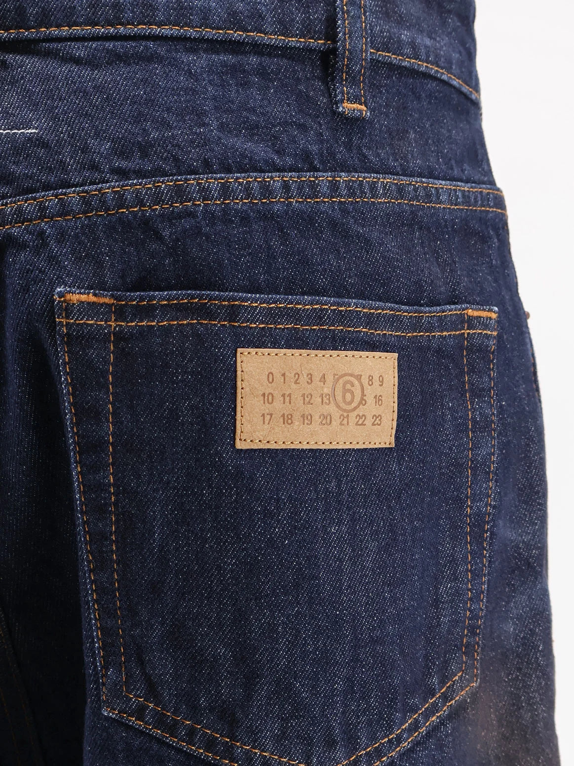 Jeans with Numeric Signature tag