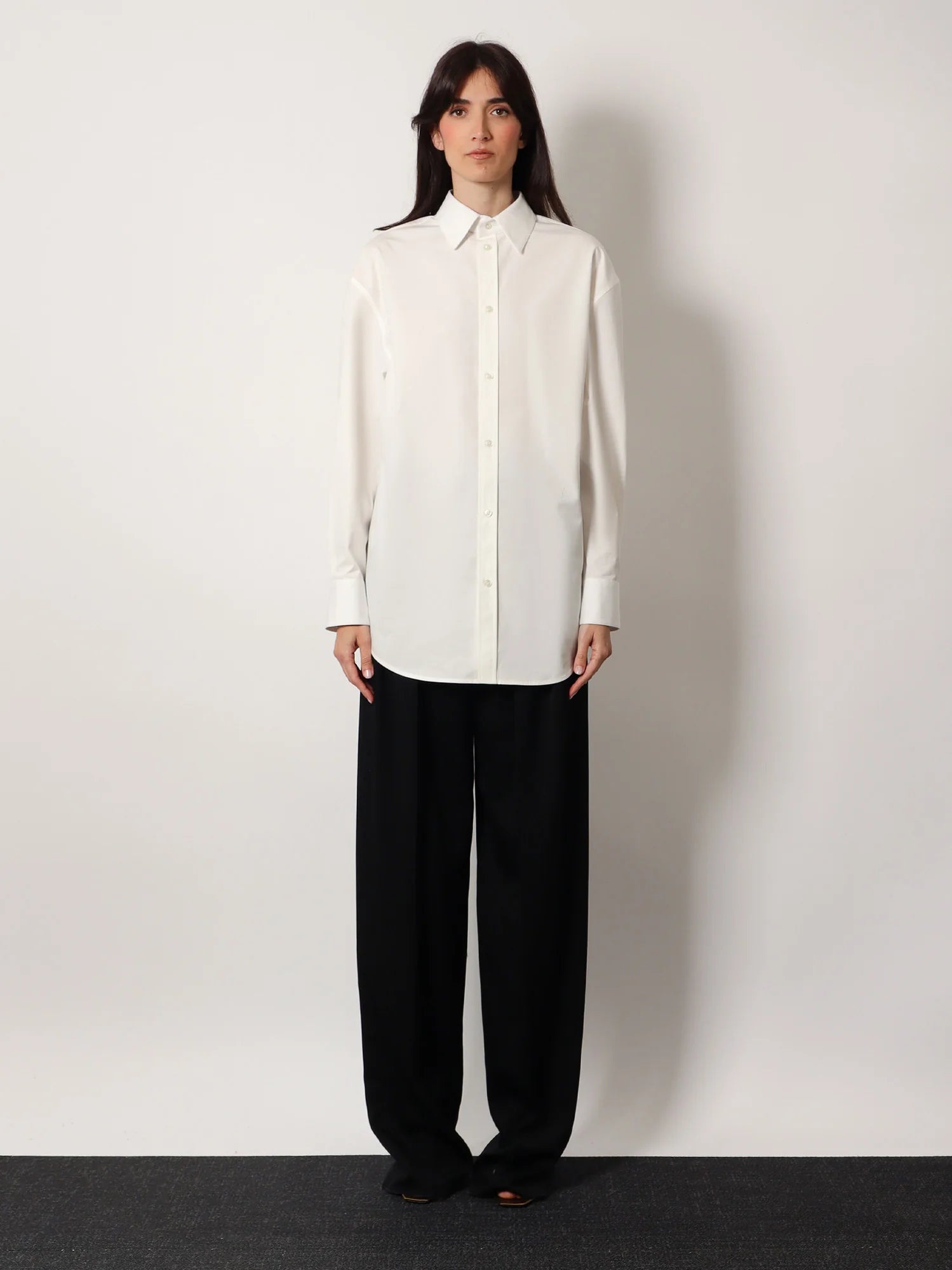 Certified cotton shirt with Monogram embroidery