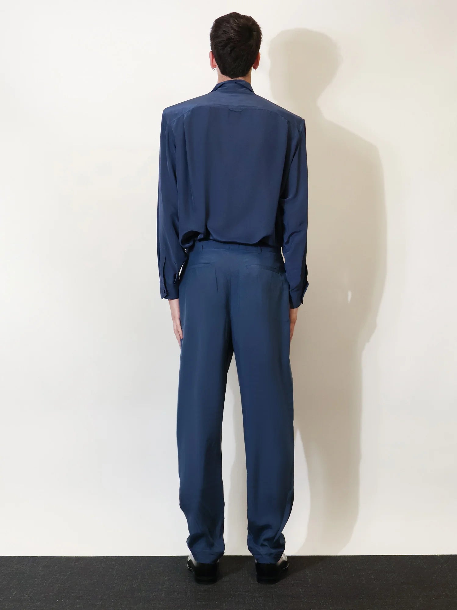 Silk trousers with belt