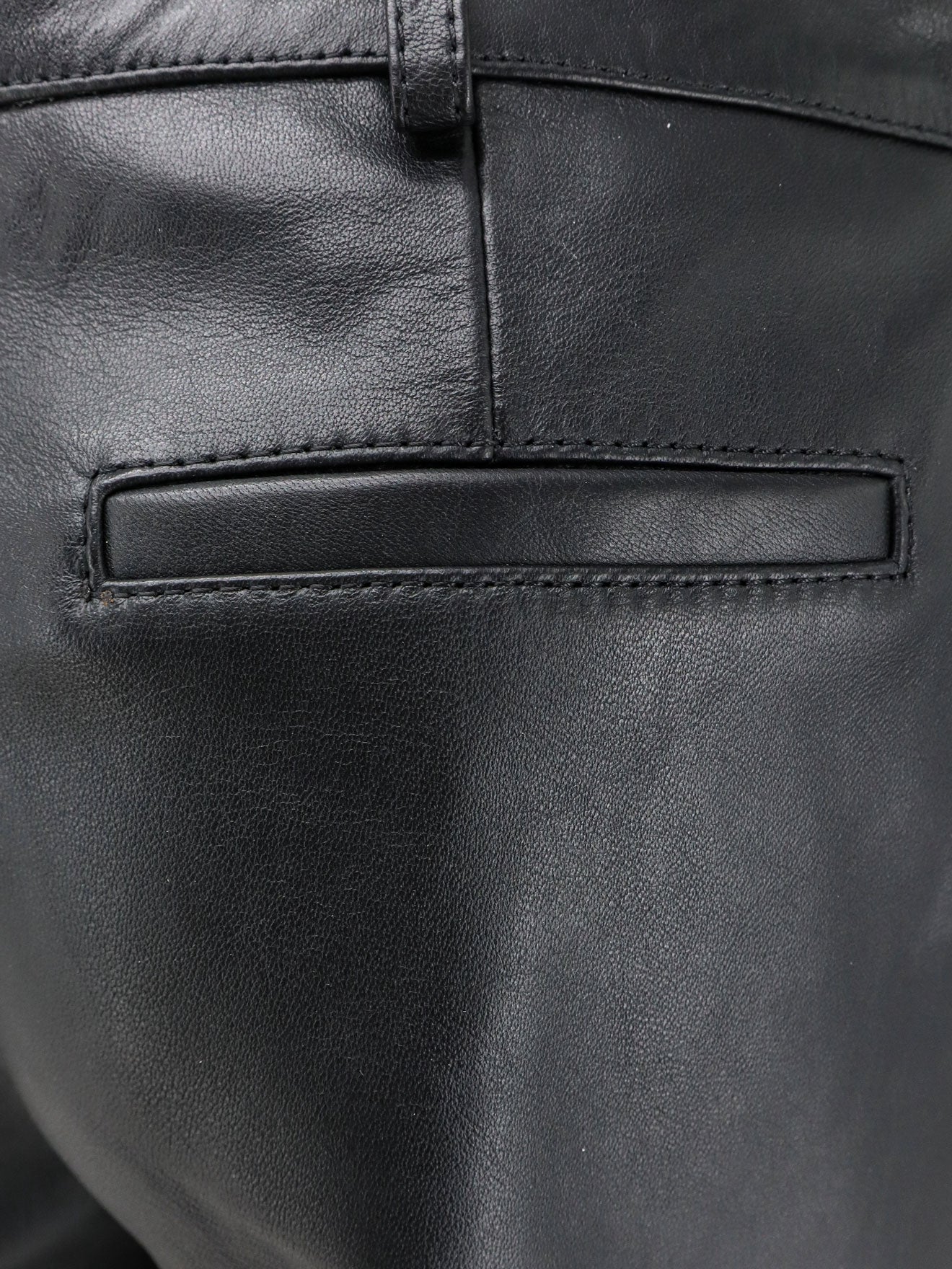 Lior Capri leather trousers