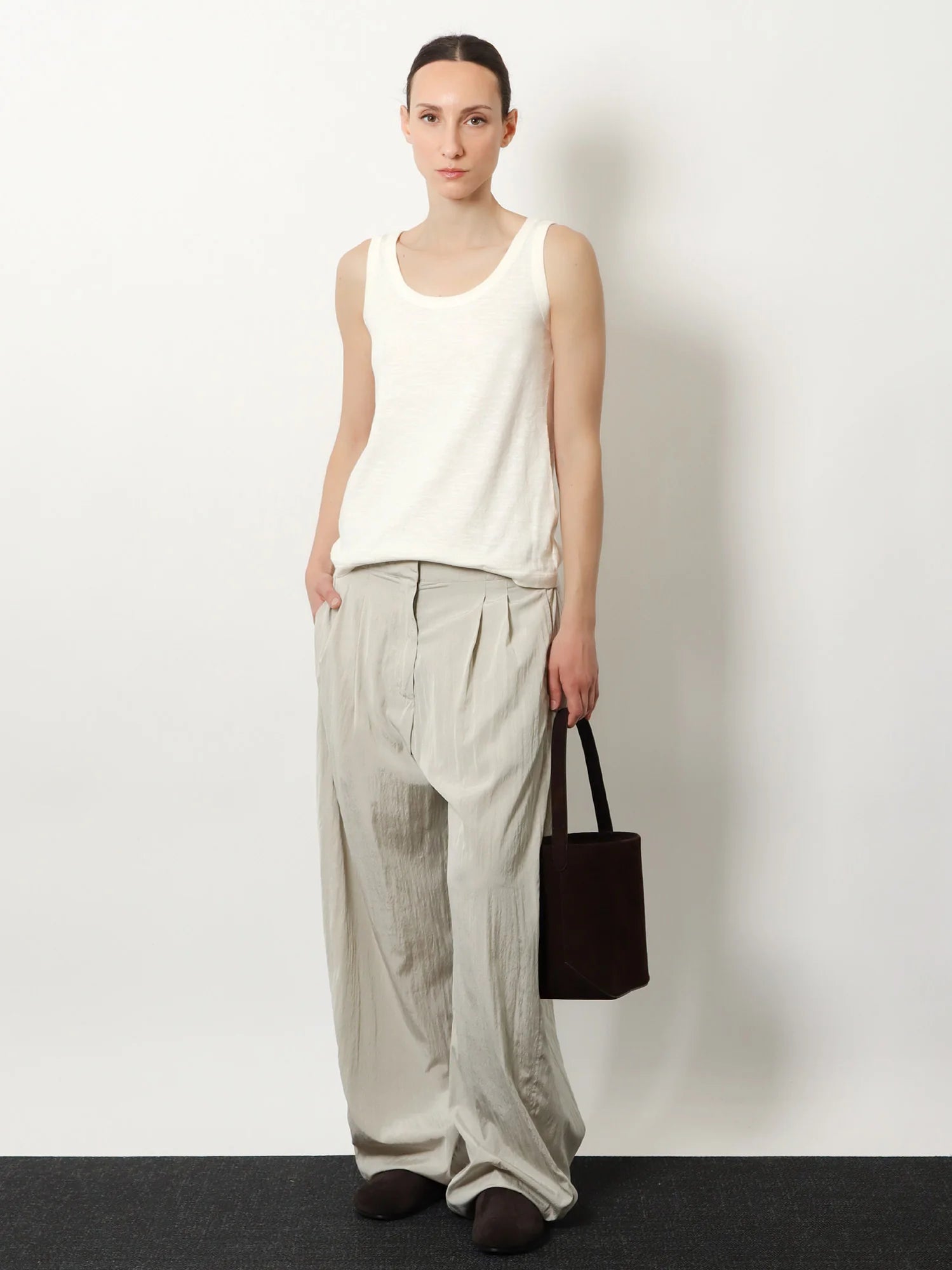 Iven silk and nylon trousers