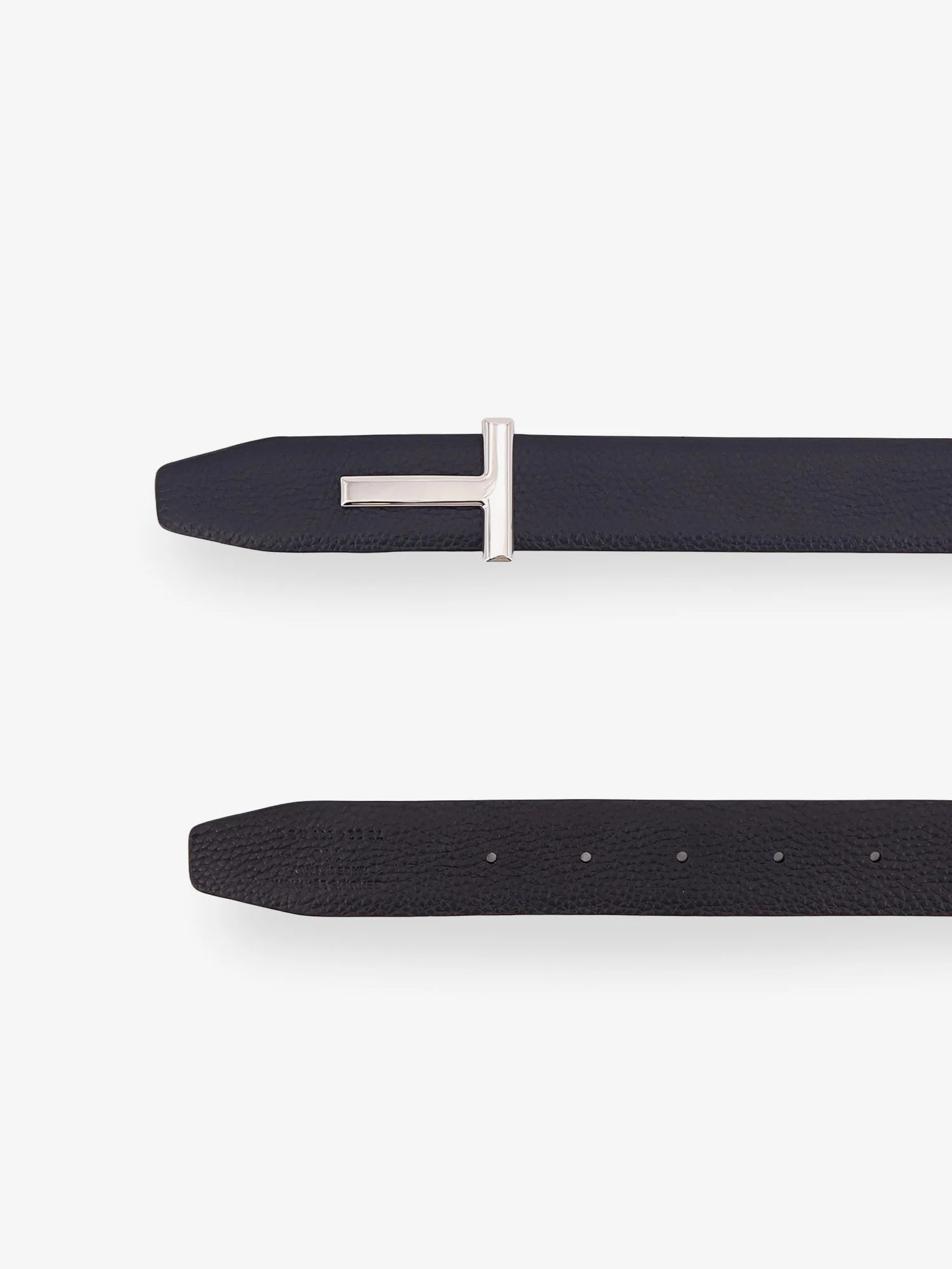 Crocodile-effect leather belt