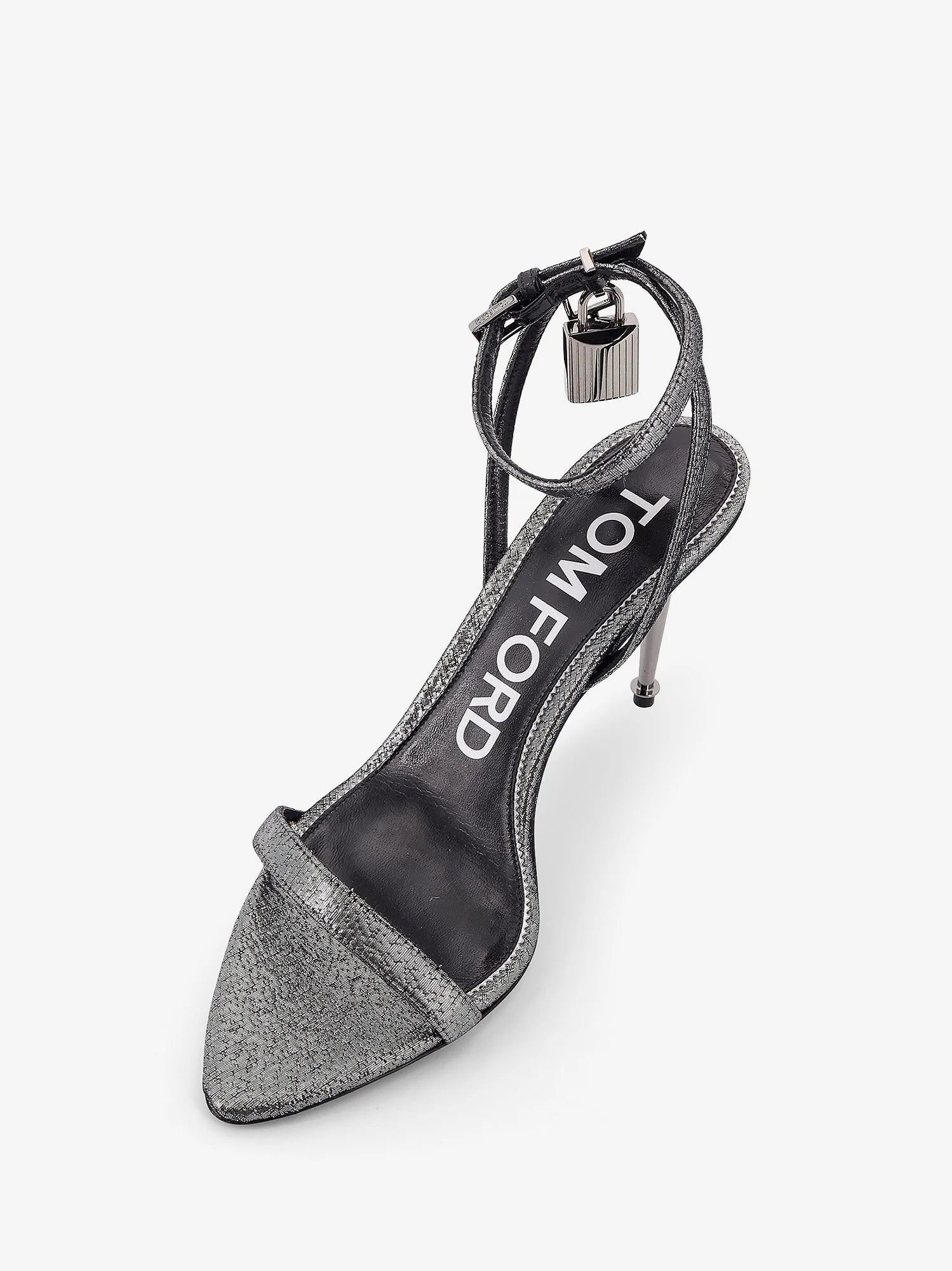 Laminated heeled sandals with laminated effect