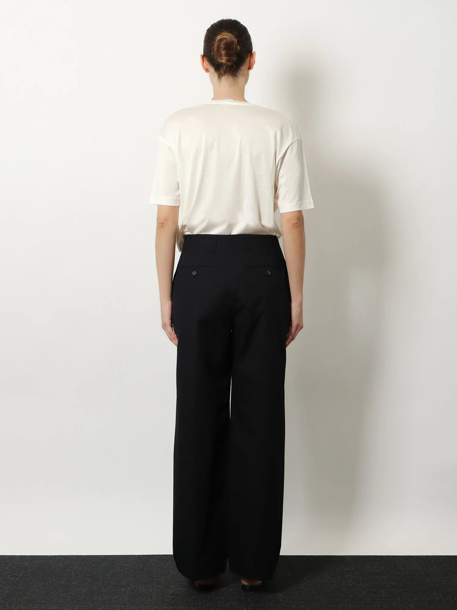 Relaxed cotton trousers