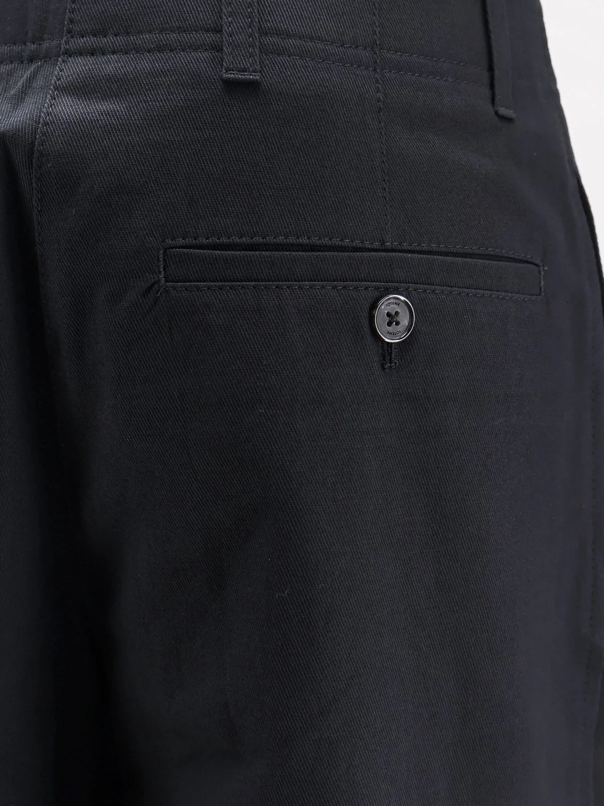 Relaxed cotton trousers