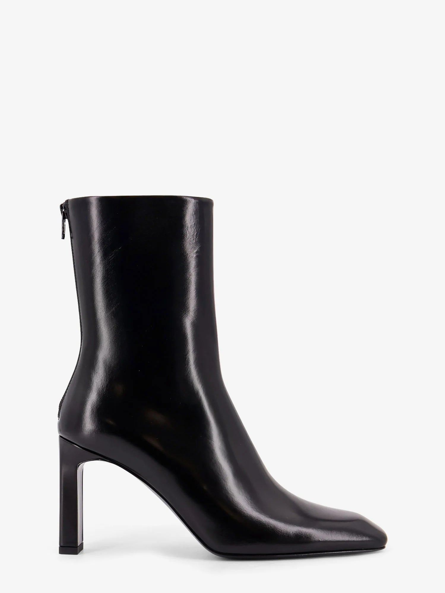 Leather boots