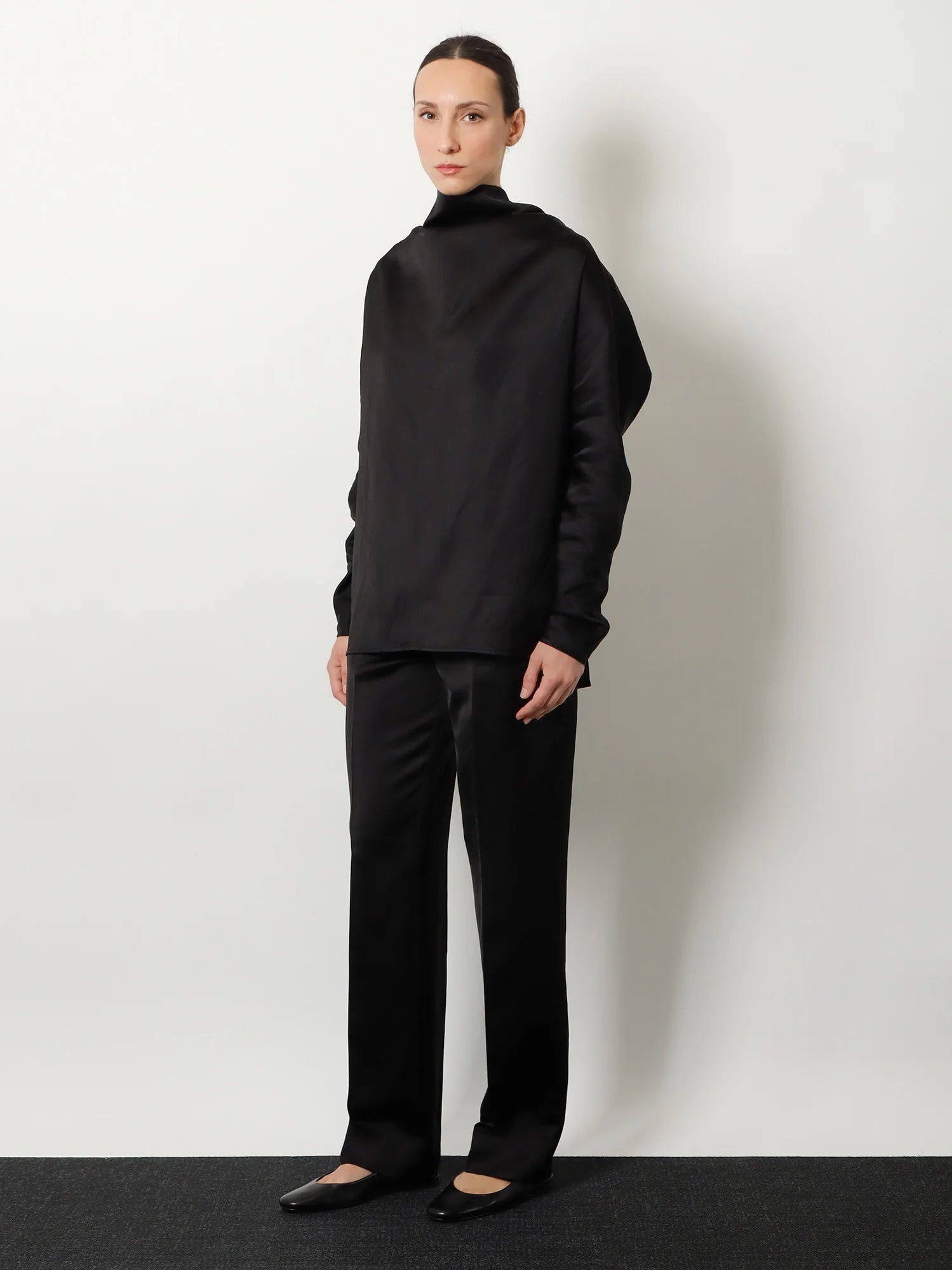 Easy Raw Edge viscose and linen trousers