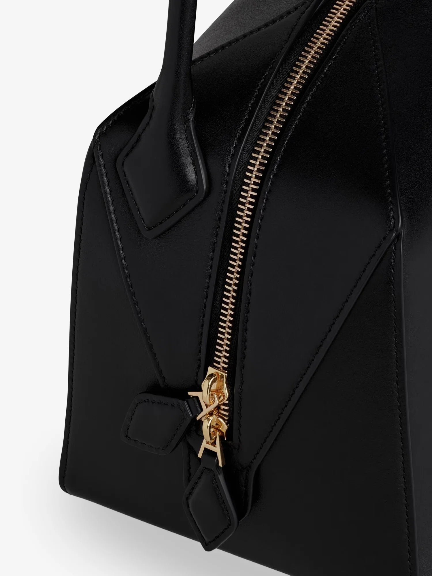 Bouledogue leather shoulder bag