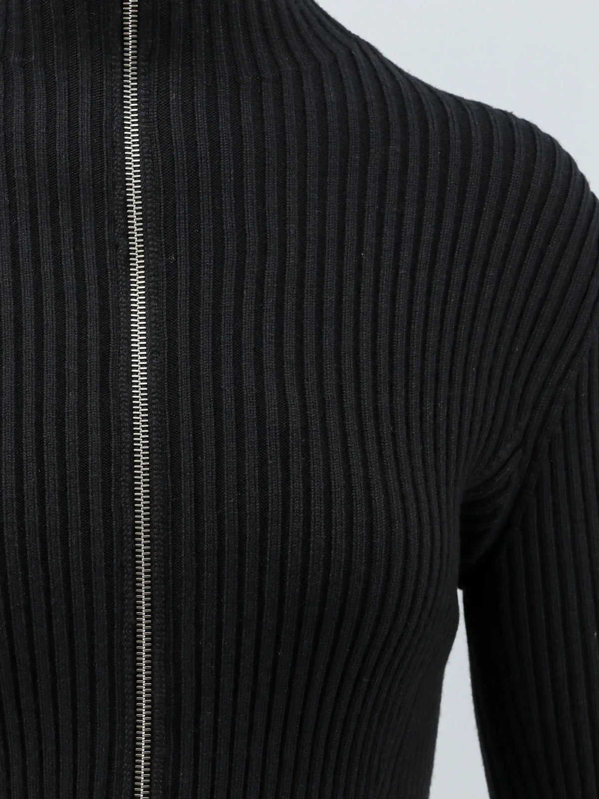 Wool blend sweater with ribbed pattern