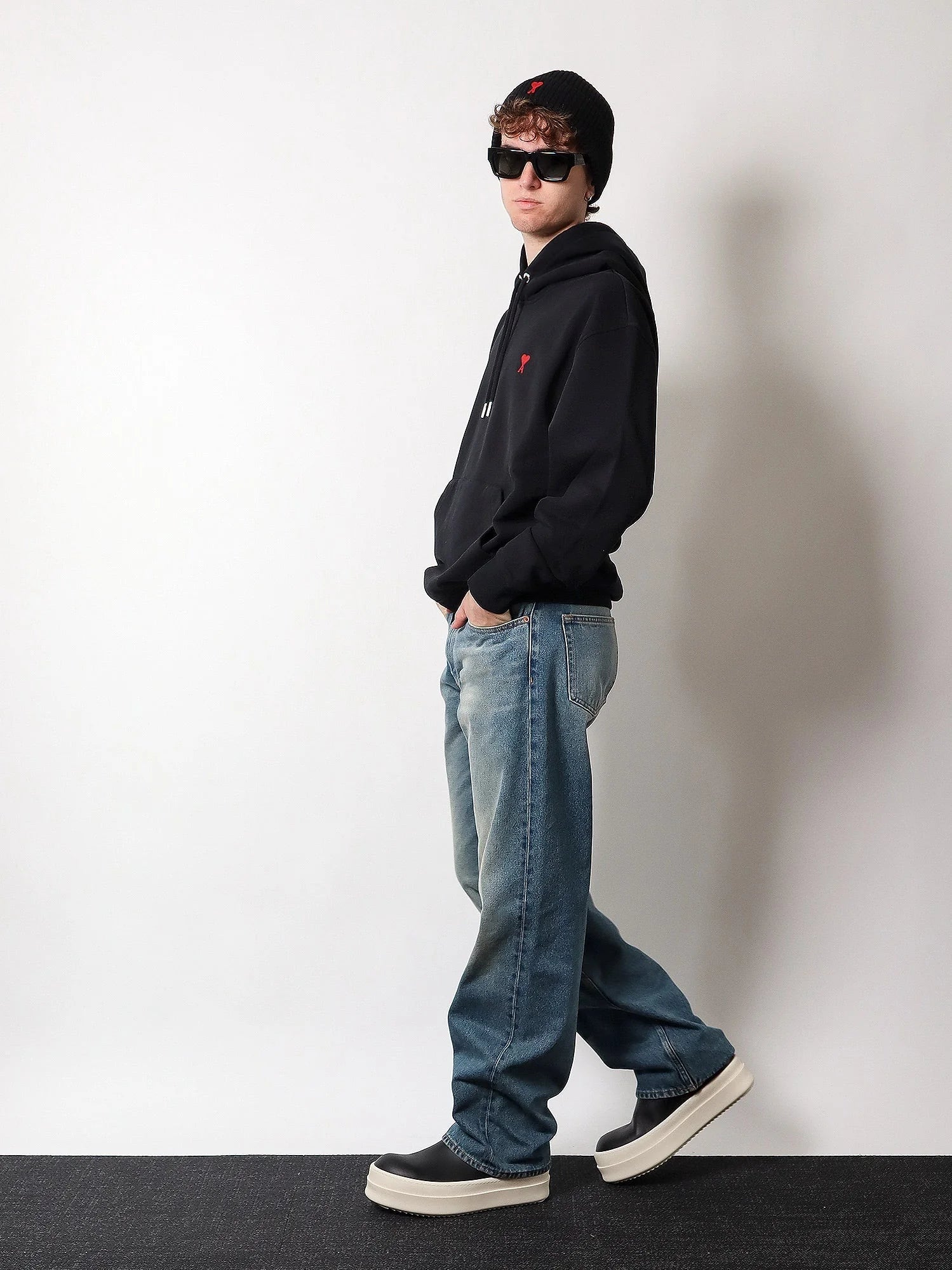 Hooded cotton sweatshirt