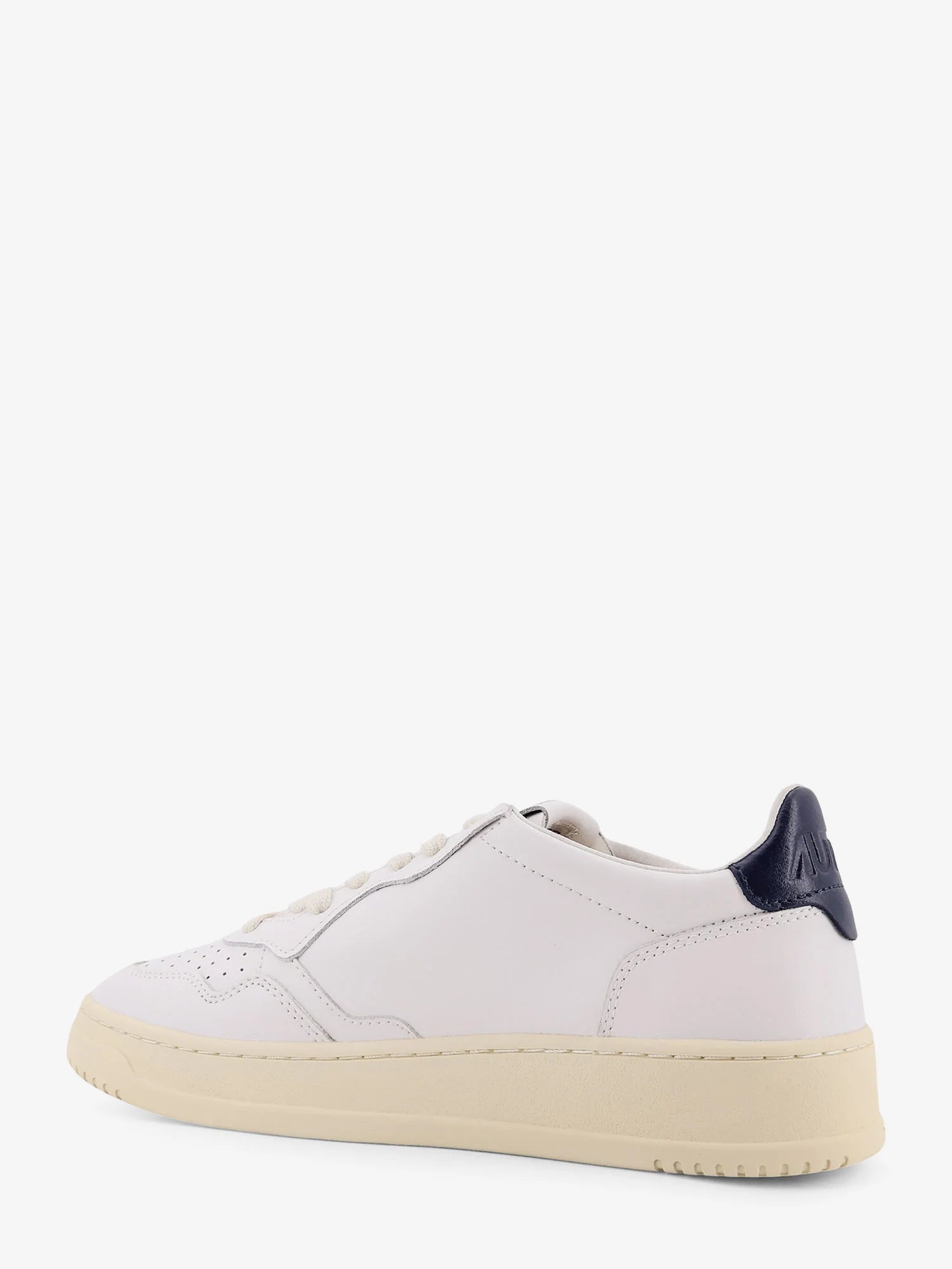 Medalist Low leather sneakers with side logo