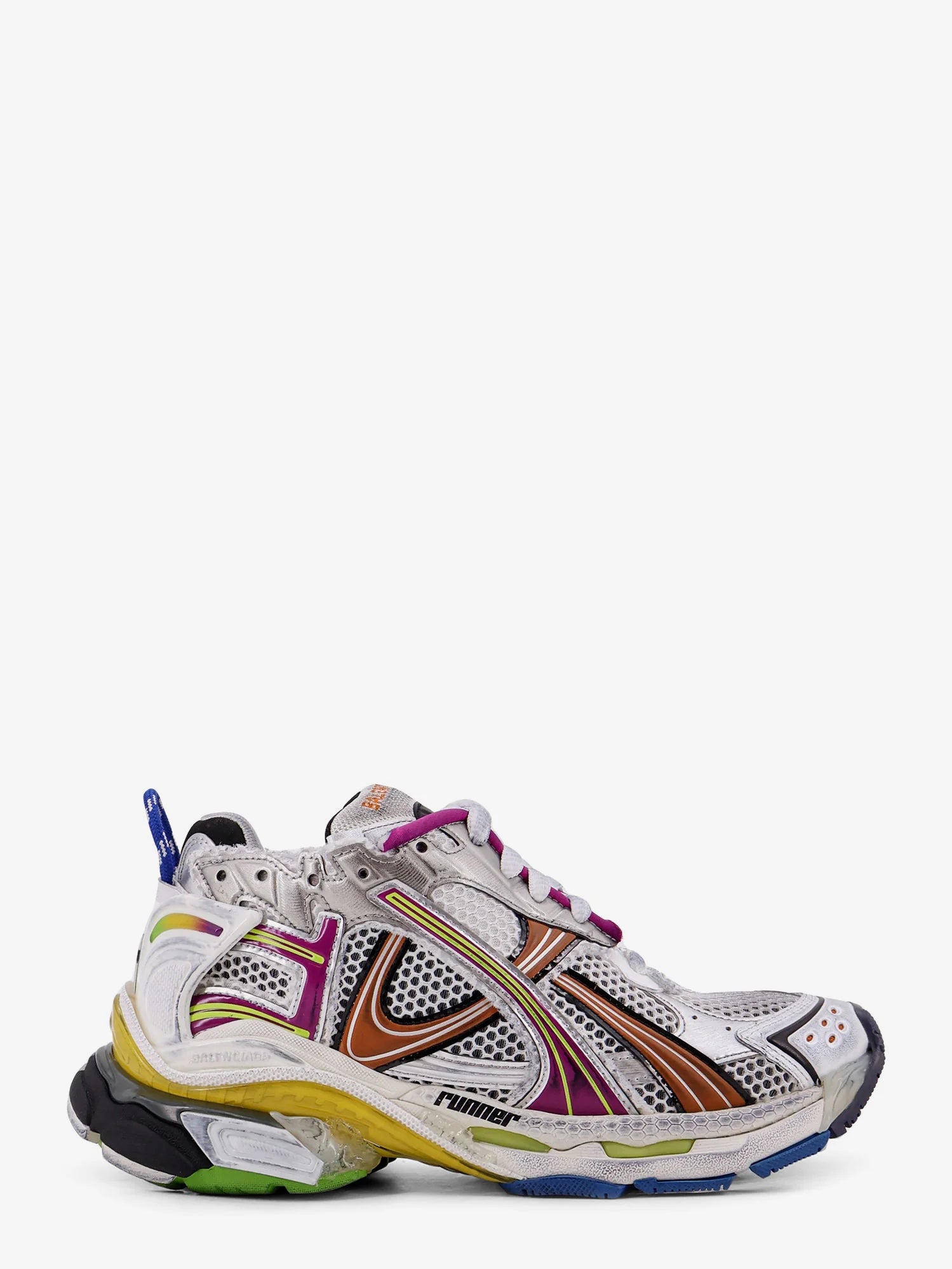 Low-top Runner mesh sneakers