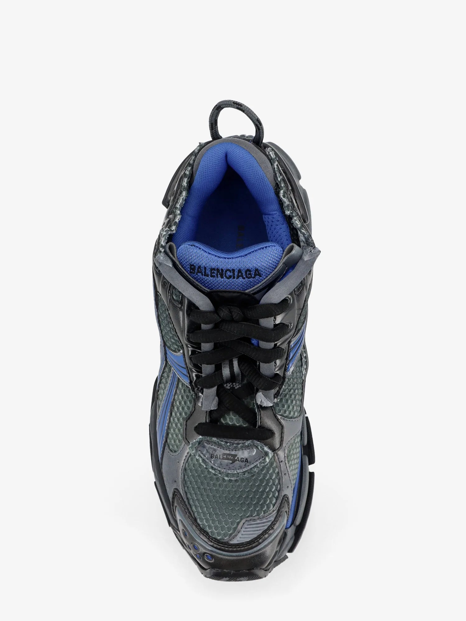 Runner sneakers in mesh with contrasting inserts