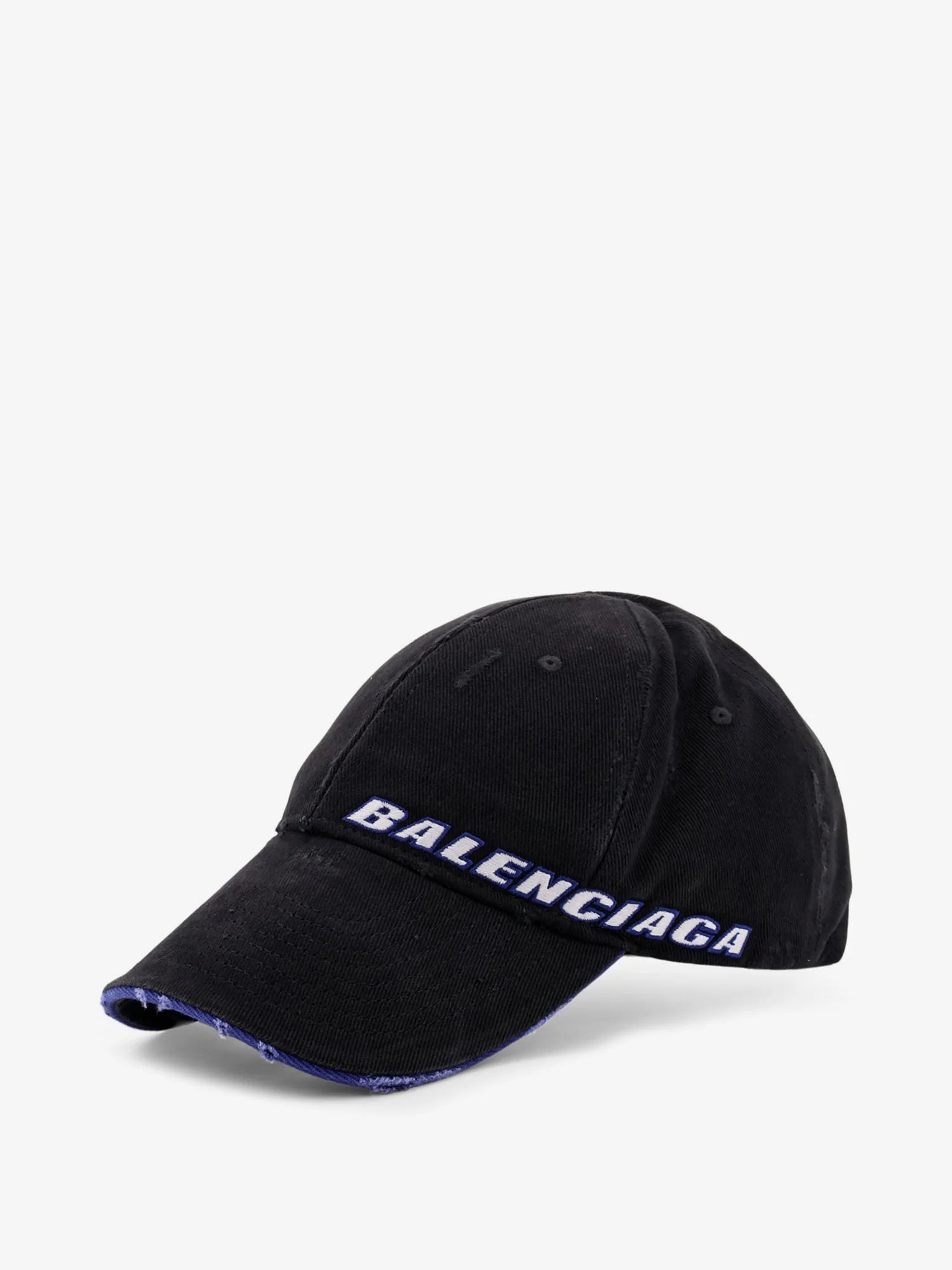 Cotton baseball hat with distressed effect