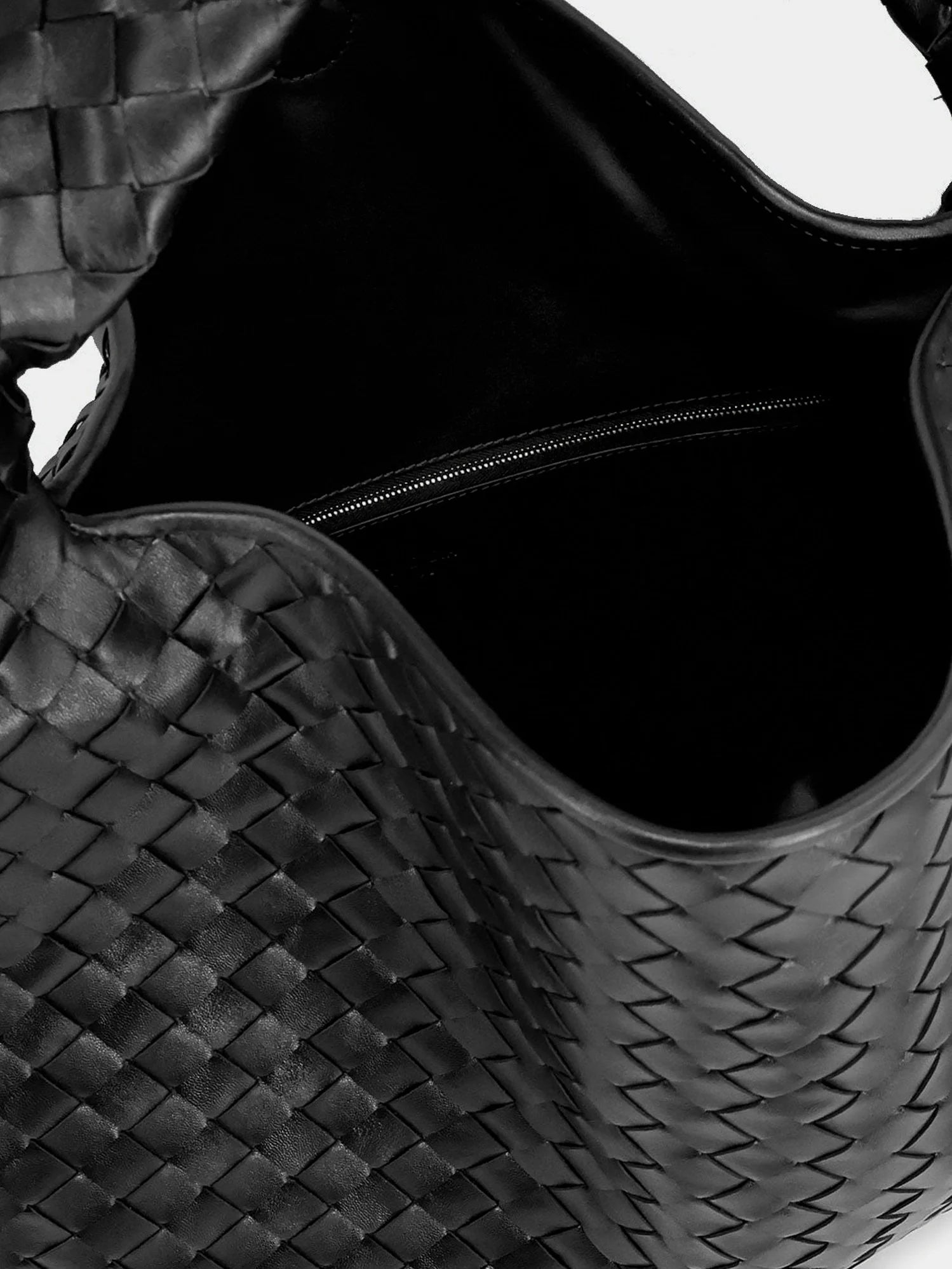 Hop Hobo Leather Shoulder Bag with Intreccio Pattern