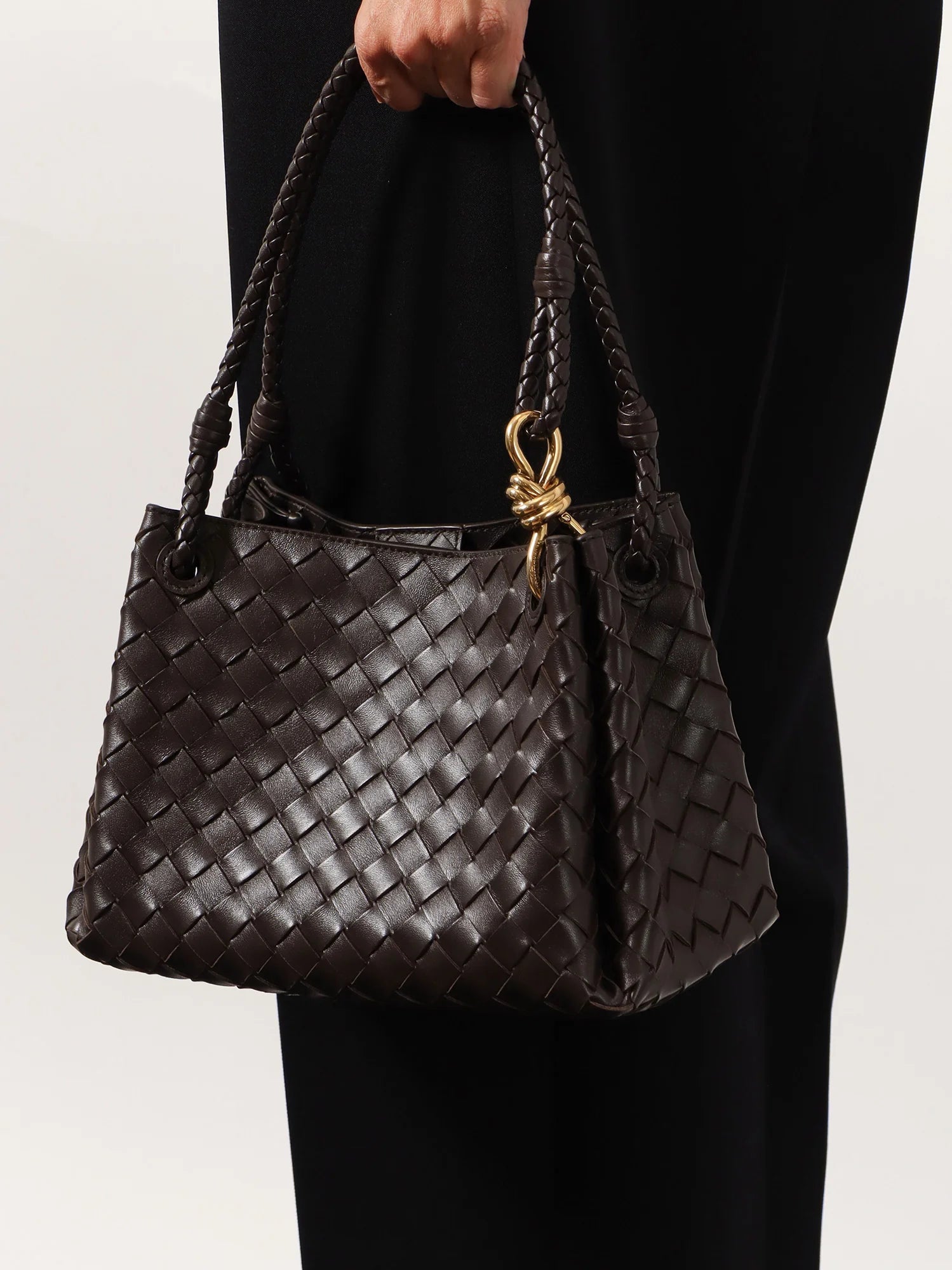 Parachute leather shoulder bag with Intrecciato motif and Knot detail