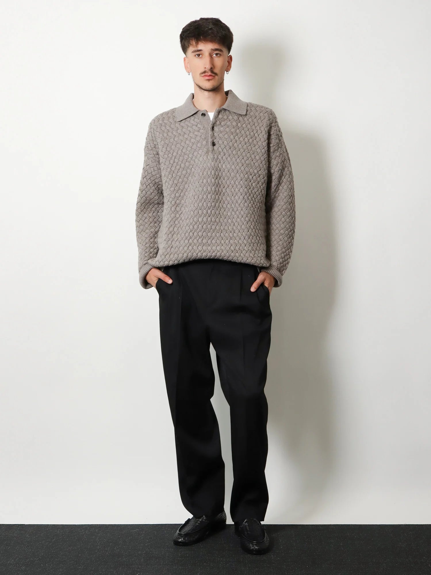 Wool sweater with Intrecciato motif