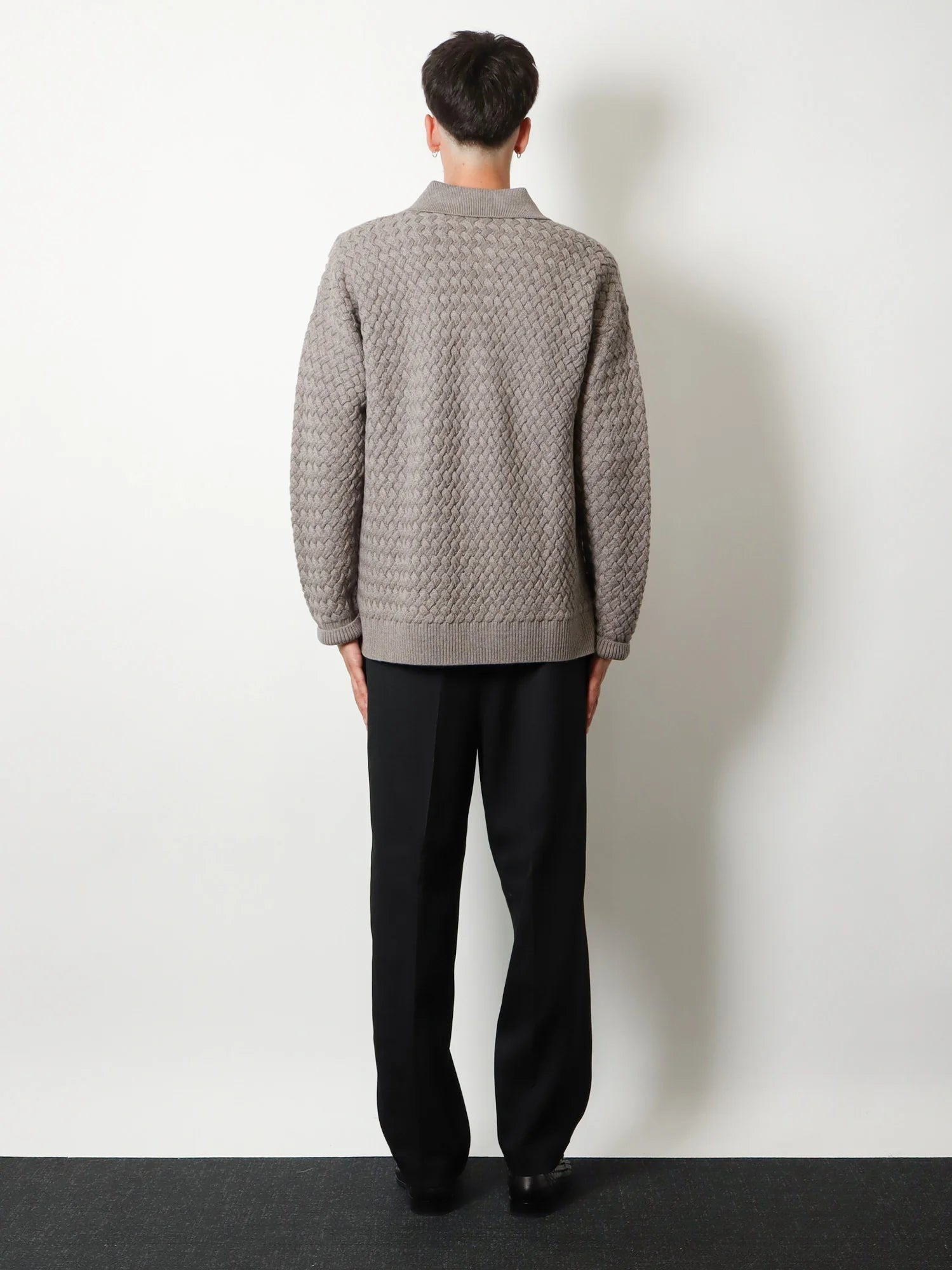 Wool sweater with Intrecciato motif