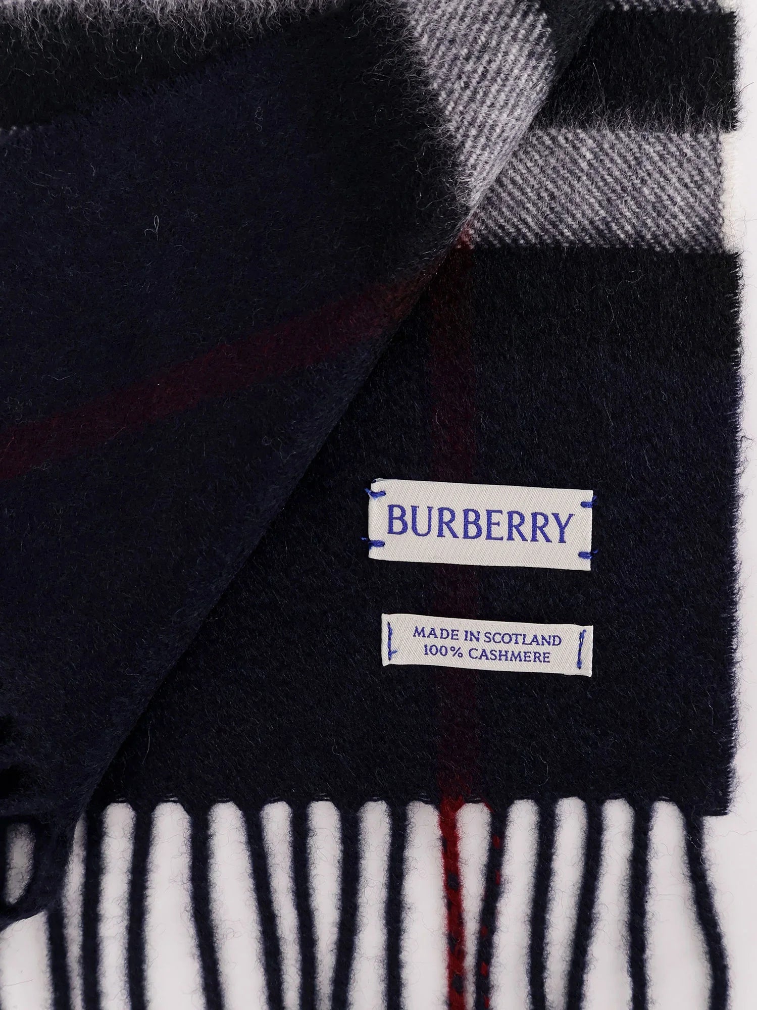 Cashmere scarf
