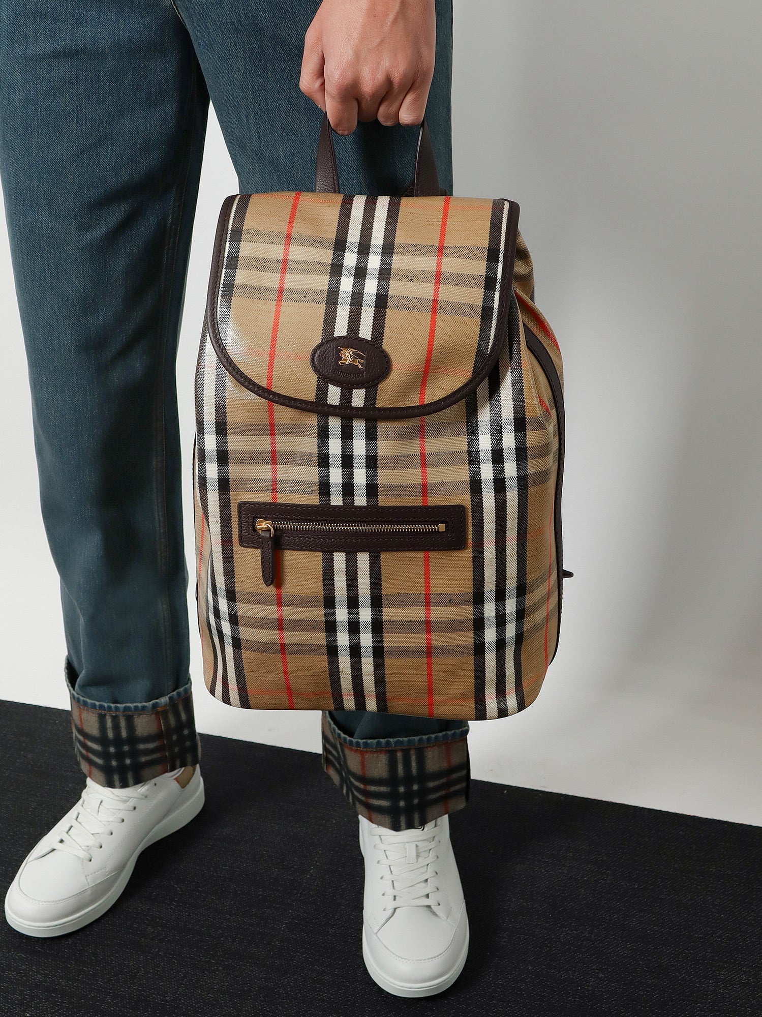 Highlands coated canvas backpack with front logo
